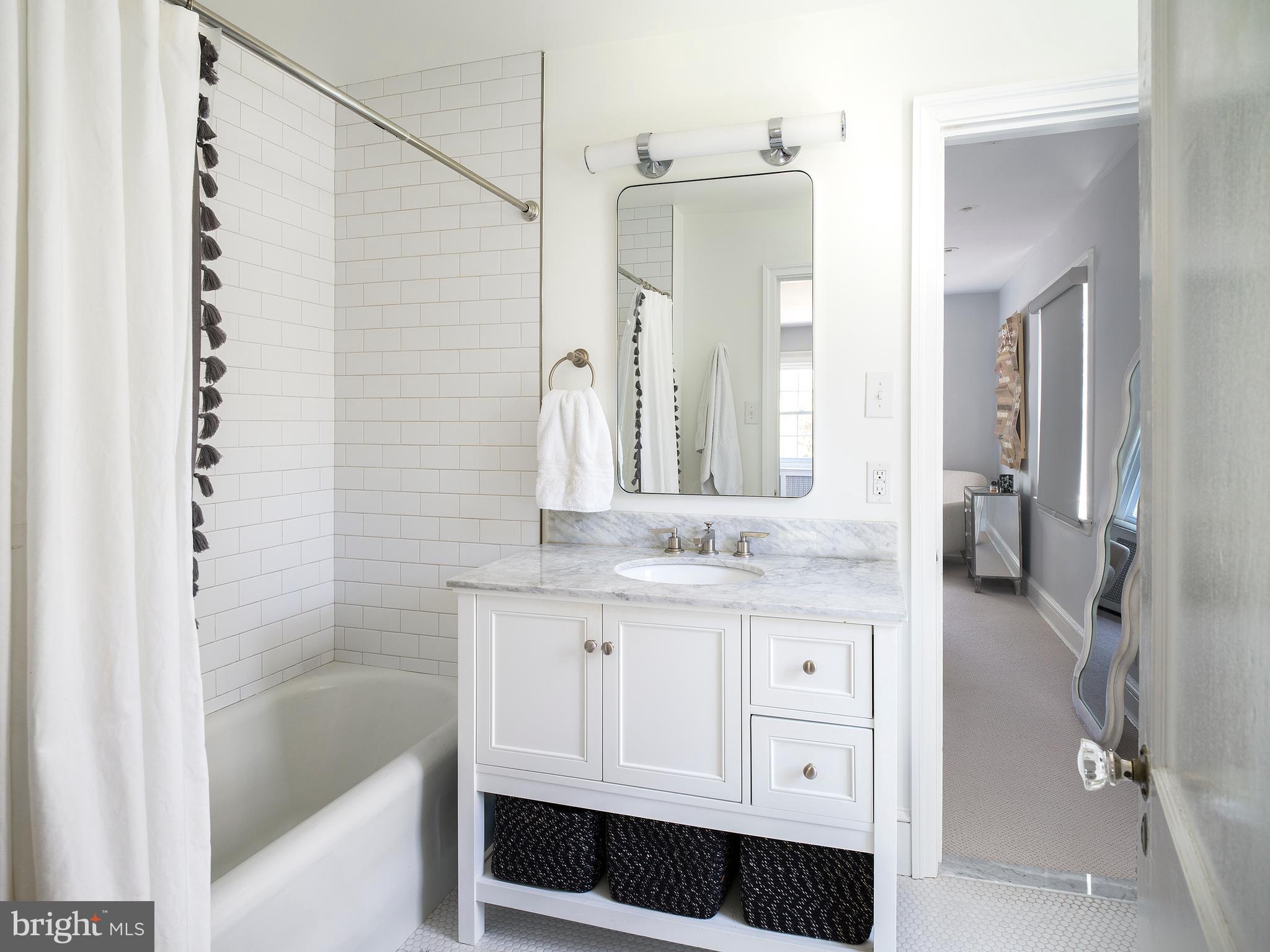 MERION STATION - Residential