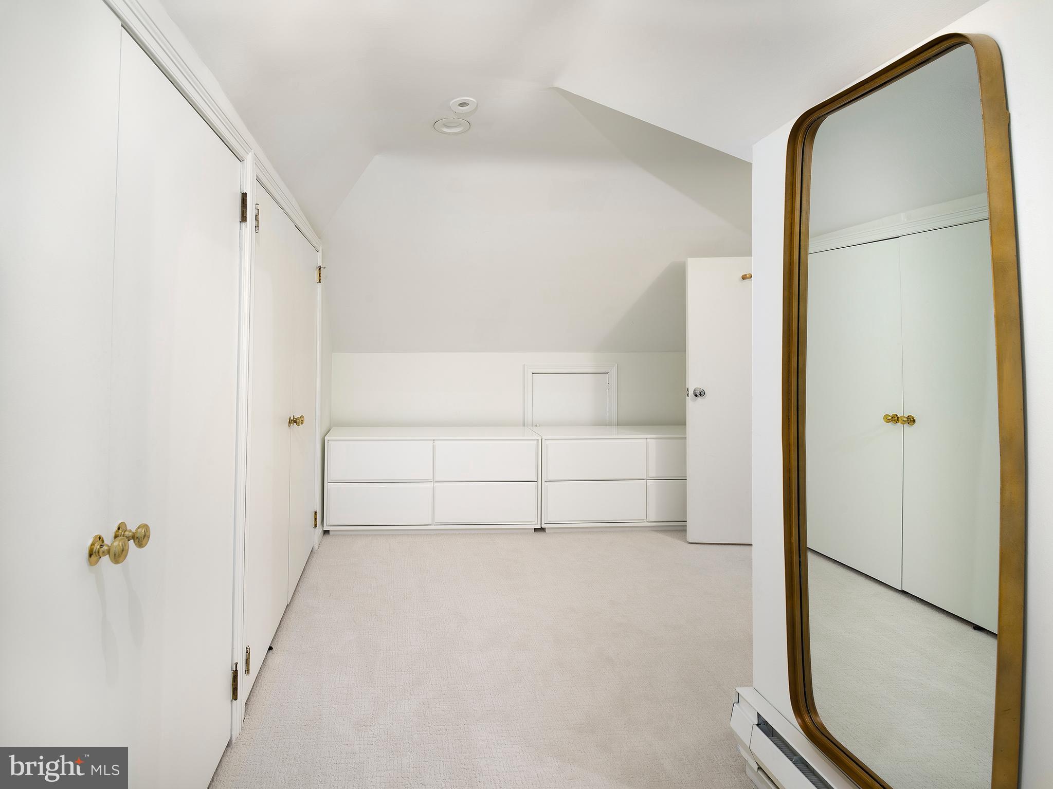 MERION STATION - Residential