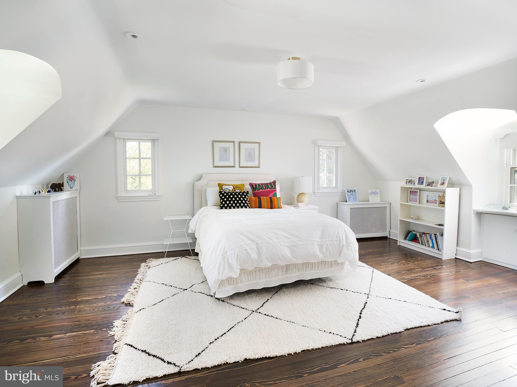 MERION STATION - Residential