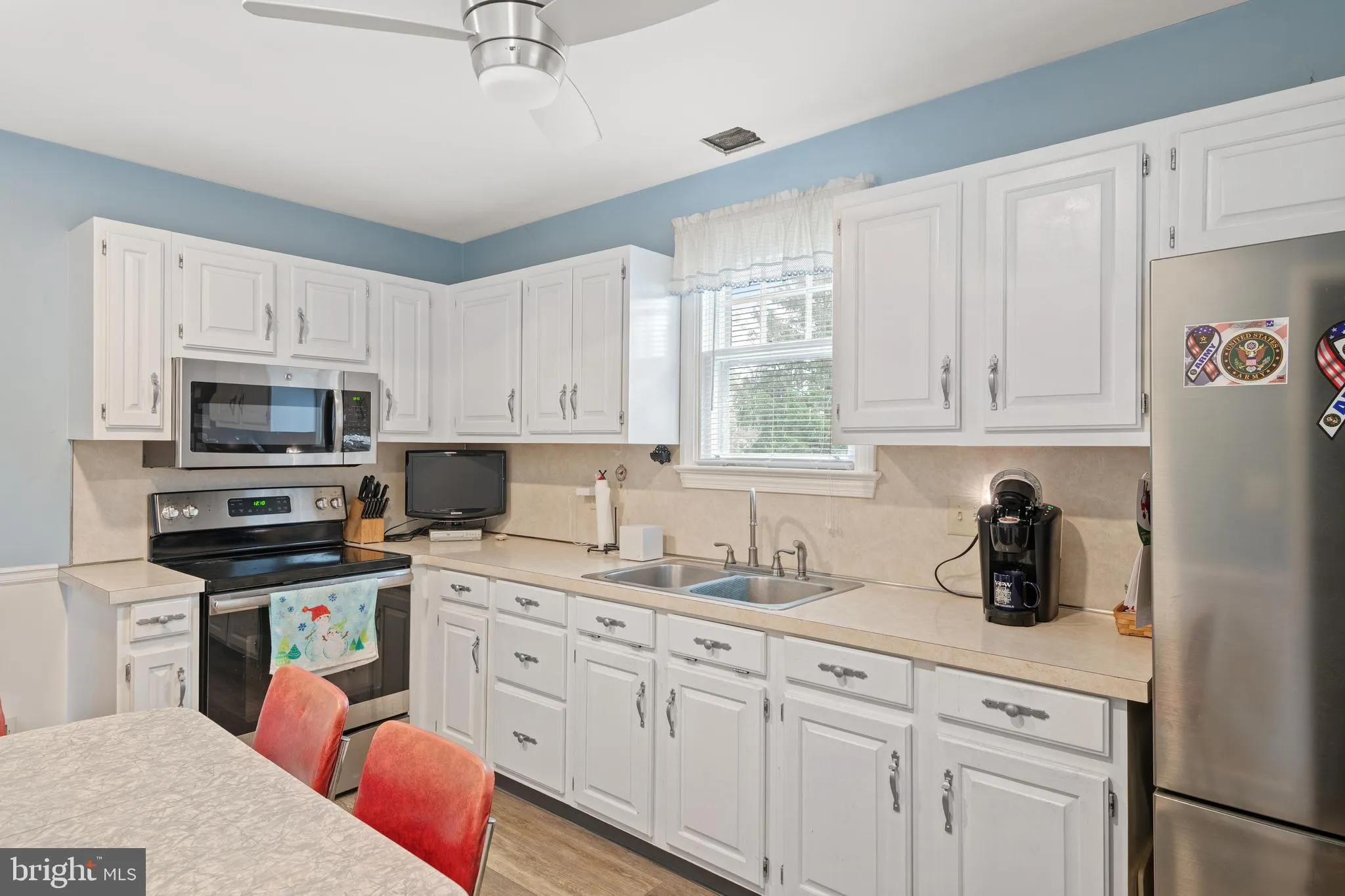 Lancaster, Pennsylvania 17603, United States, 3 Bedrooms Bedrooms, ,1 BathroomBathrooms,Residential,Pending,22341