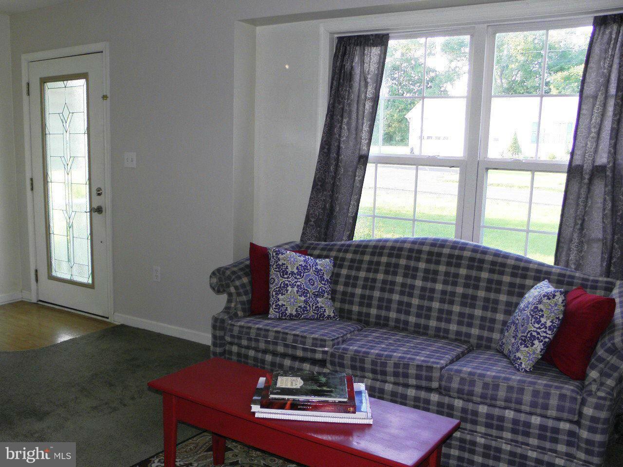 ELIZABETH STATION - Residential