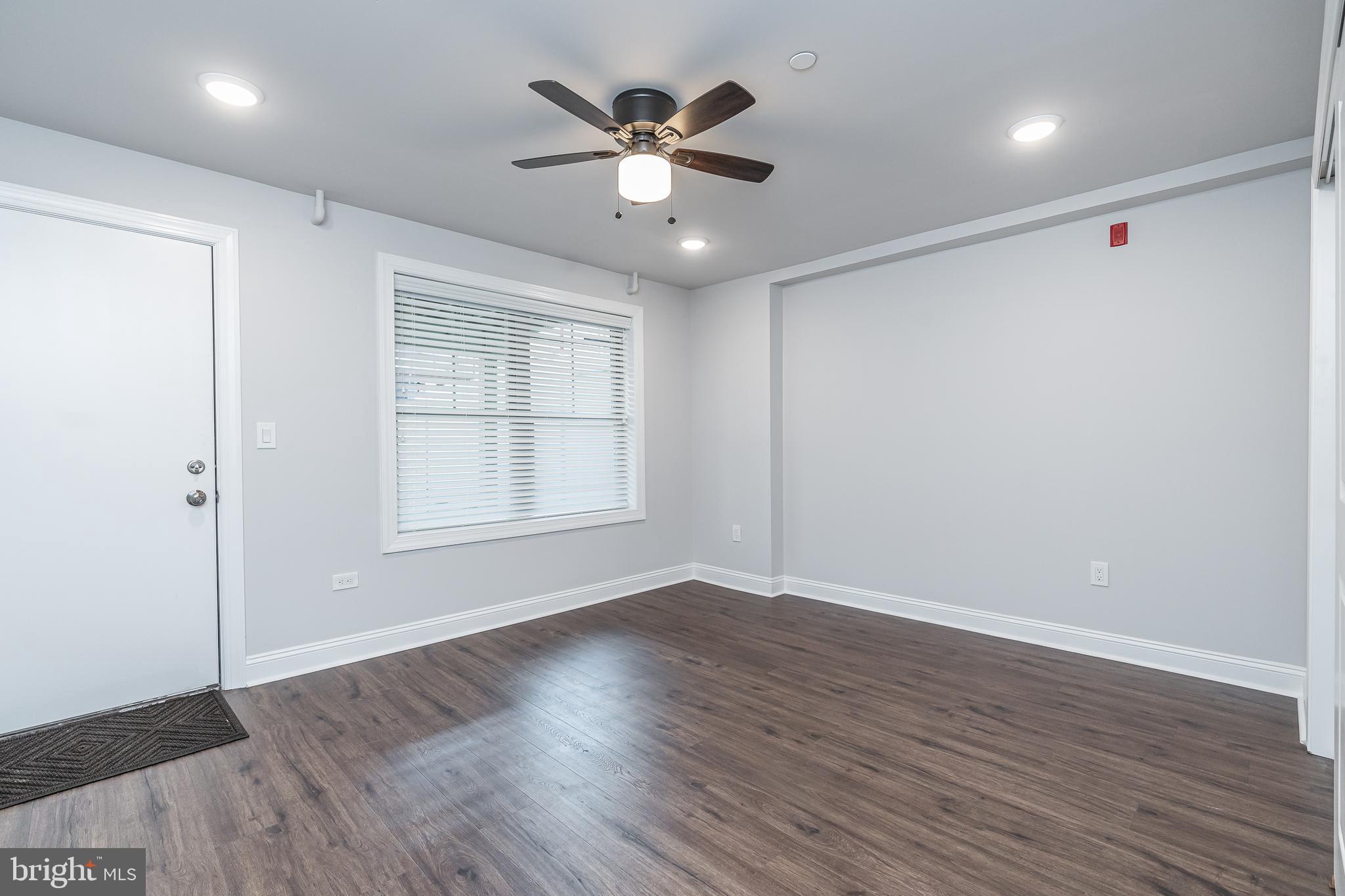 GRADUATE HOSPITAL - Residential Lease