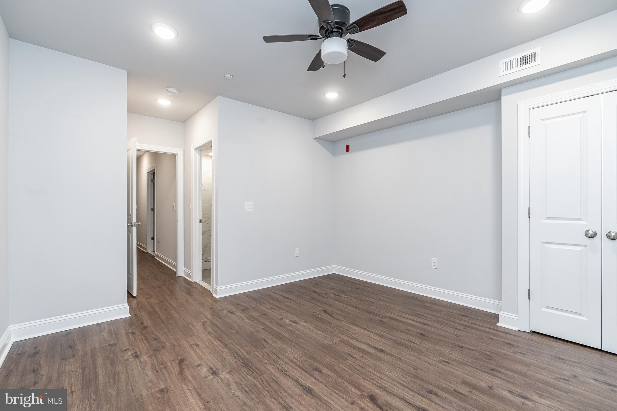 GRADUATE HOSPITAL - Residential Lease