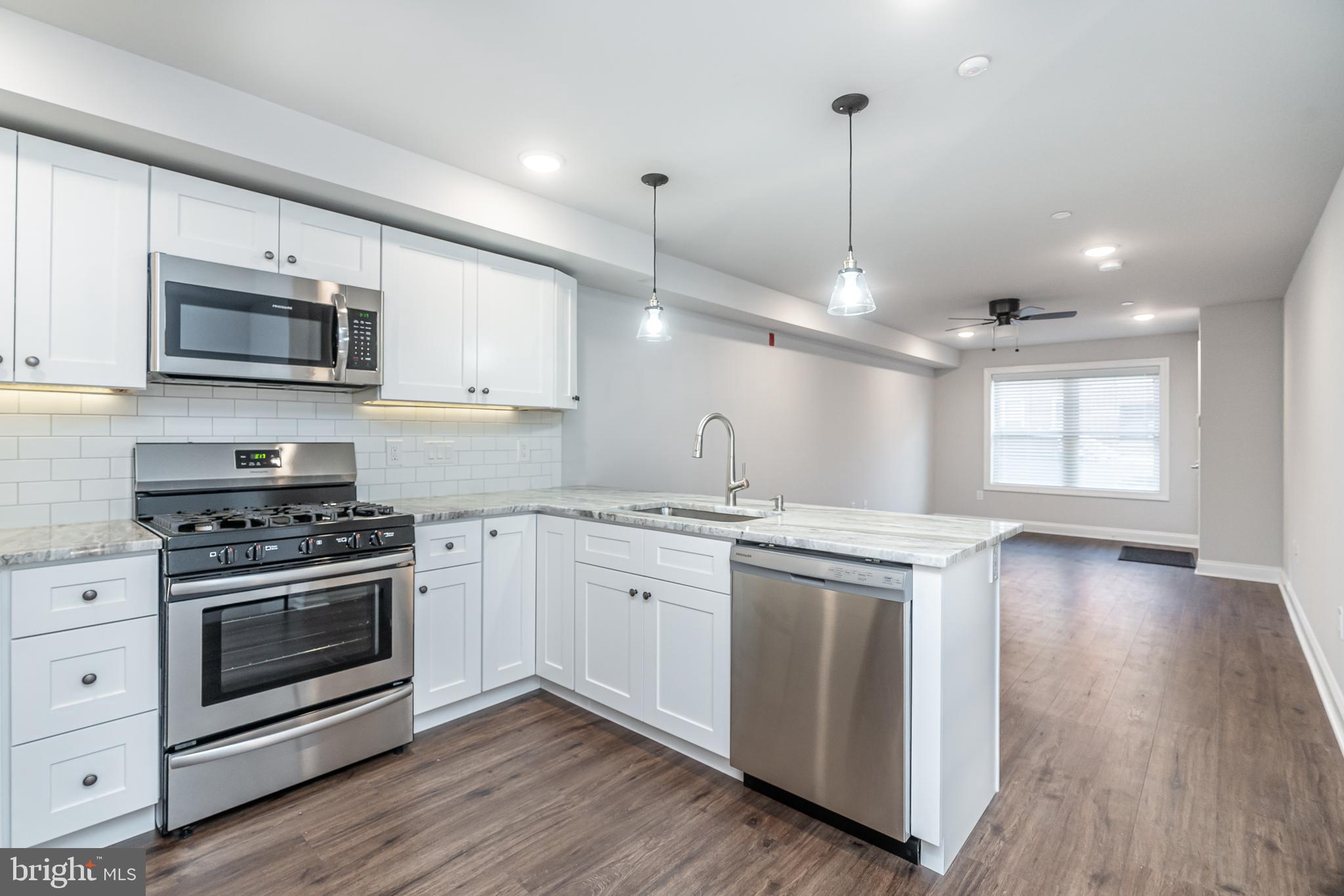 GRADUATE HOSPITAL - Residential Lease