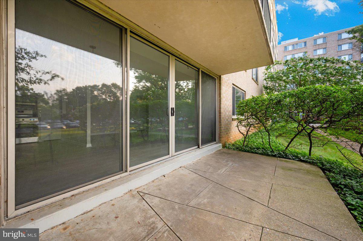 THE OGLETHORPE - Residential Lease