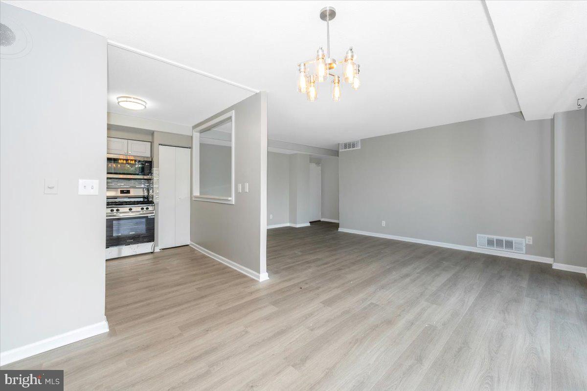 THE OGLETHORPE - Residential Lease