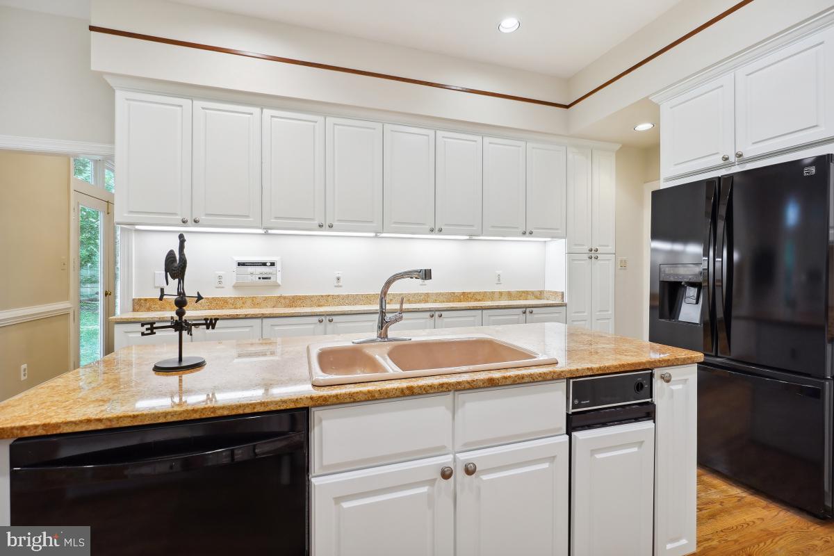 FRENCHMANS CREEK - Residential