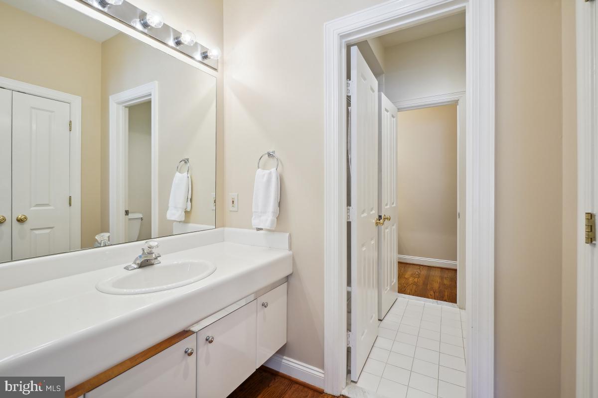 FRENCHMANS CREEK - Residential