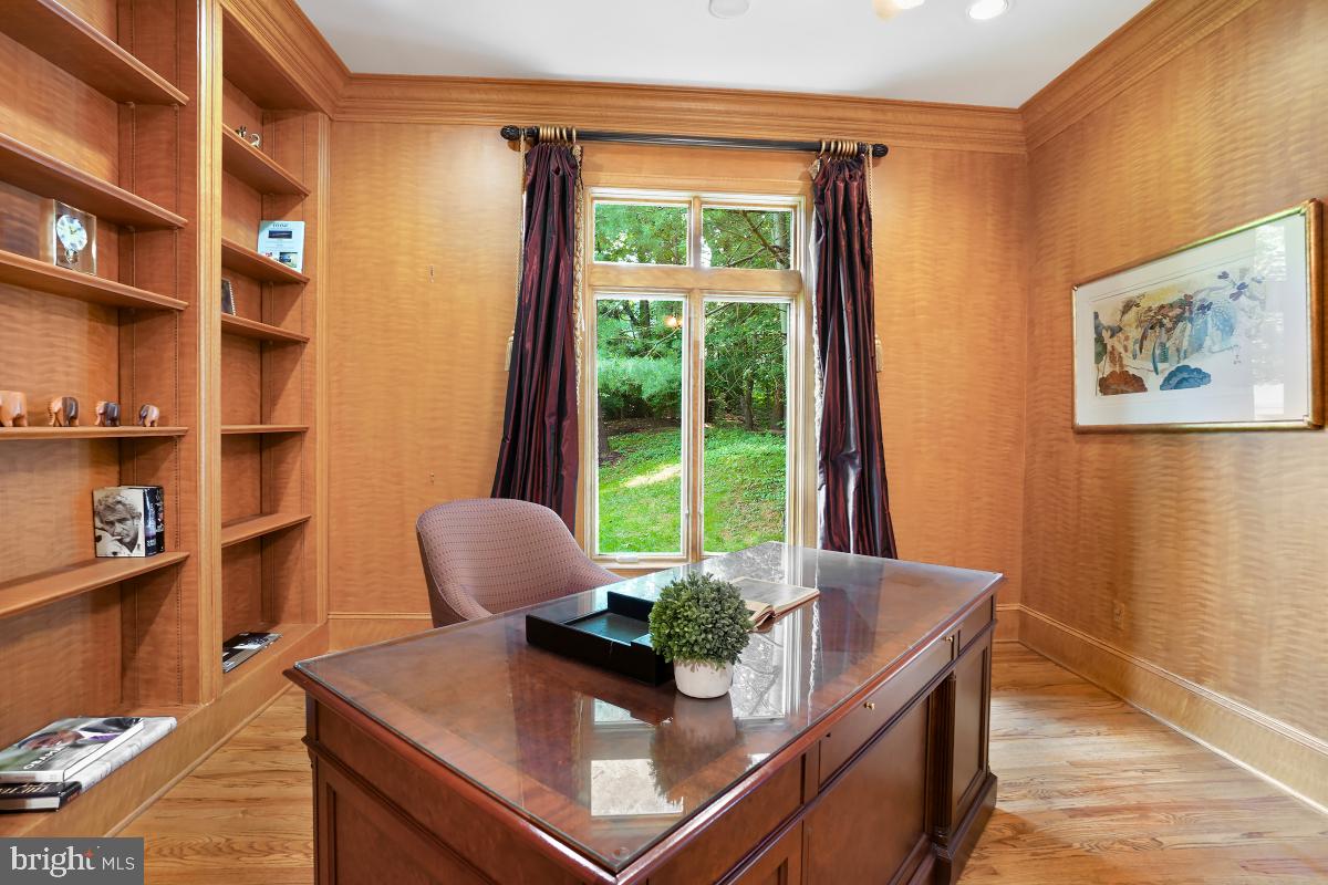 FRENCHMANS CREEK - Residential