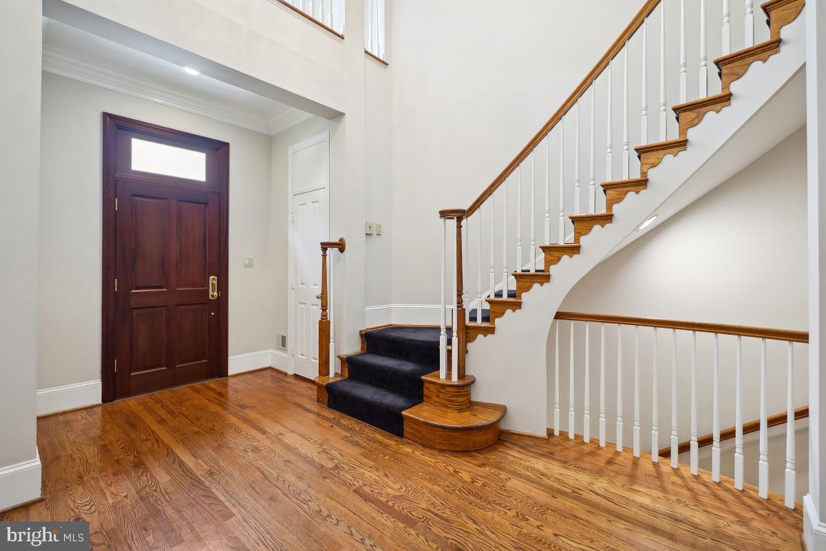 FRENCHMANS CREEK - Residential