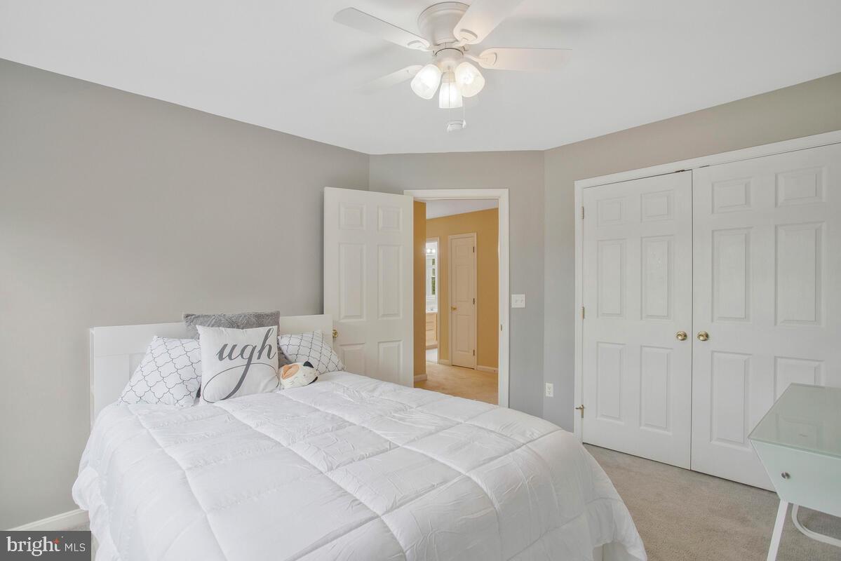 ARBOR GREENE - Residential