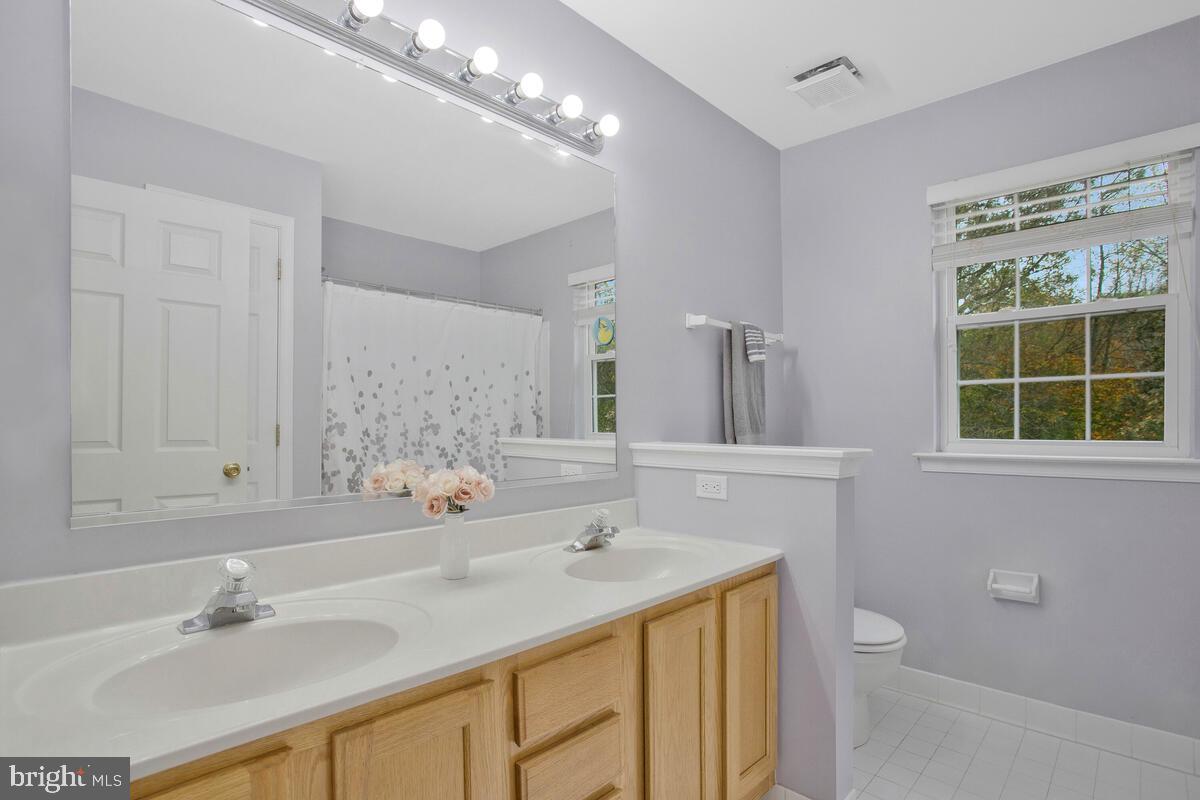 ARBOR GREENE - Residential