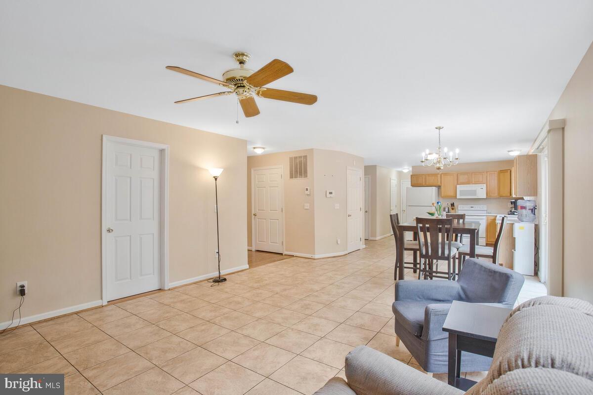 ARBOR GREENE - Residential