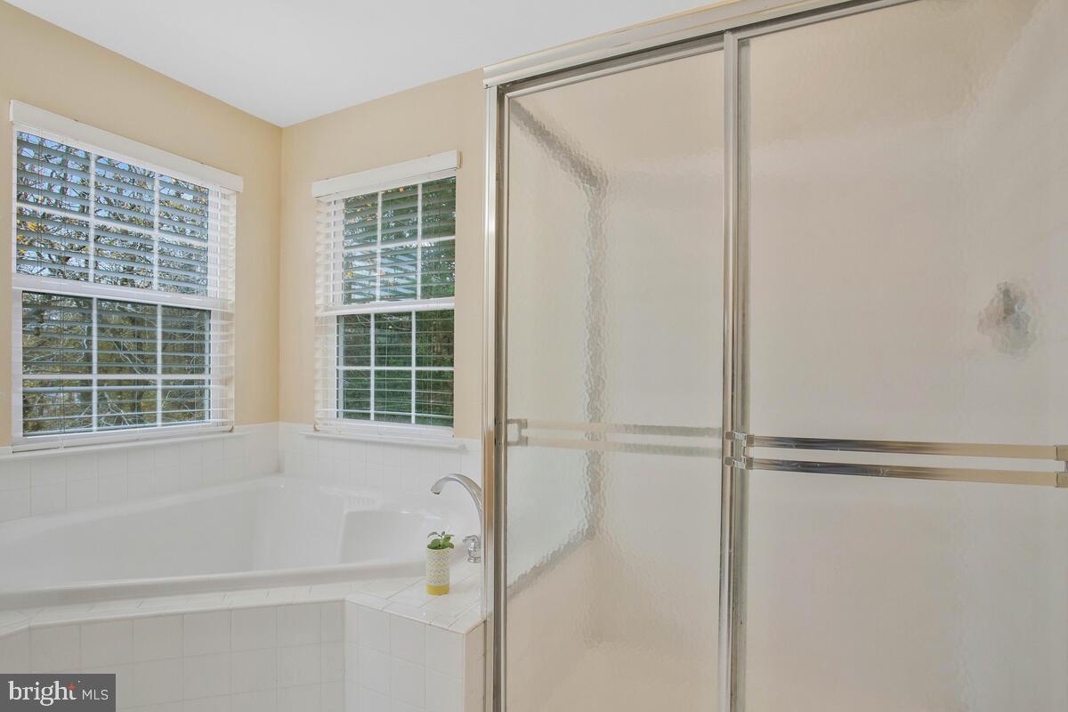 ARBOR GREENE - Residential