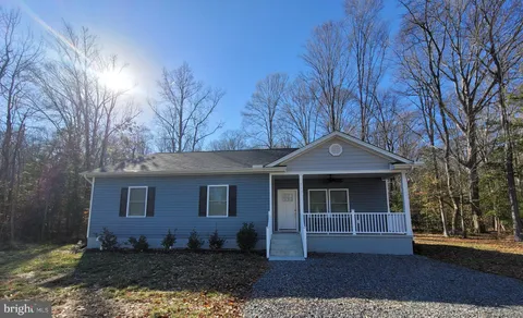 957 Albrough Boulevard, Colonial Beach, VA MLS: VAWE2008186