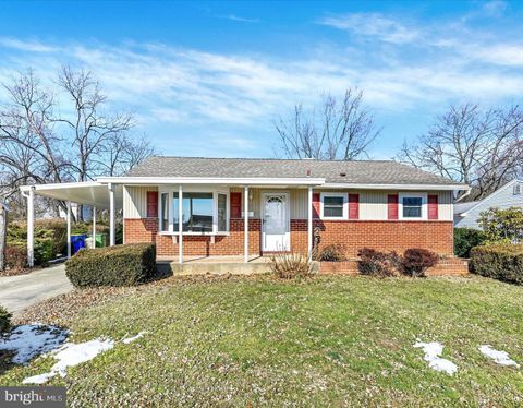 3813 SYLVAN DRIVE YORK PA 17402