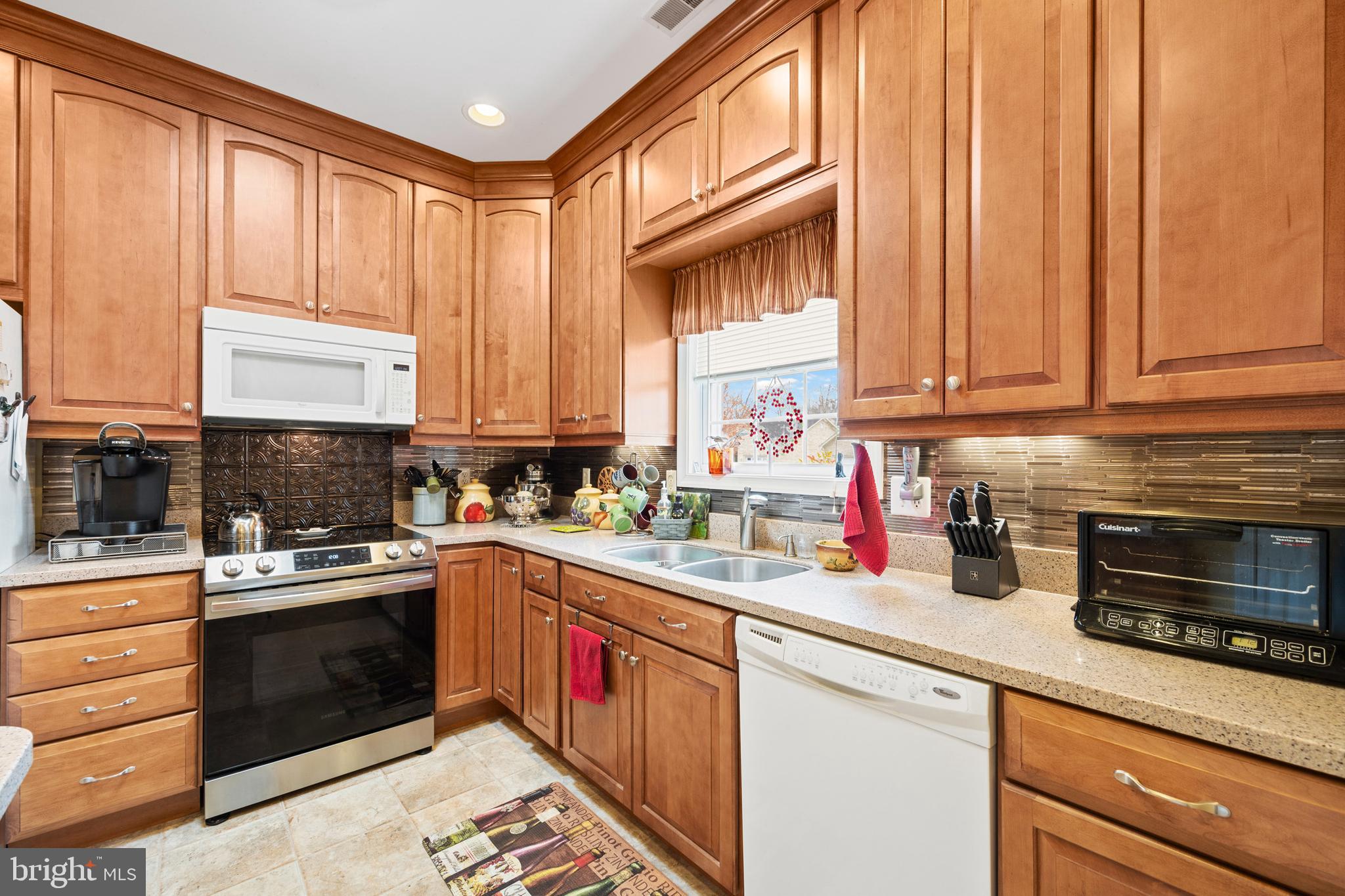 MOUNTAINVIEW - Residential