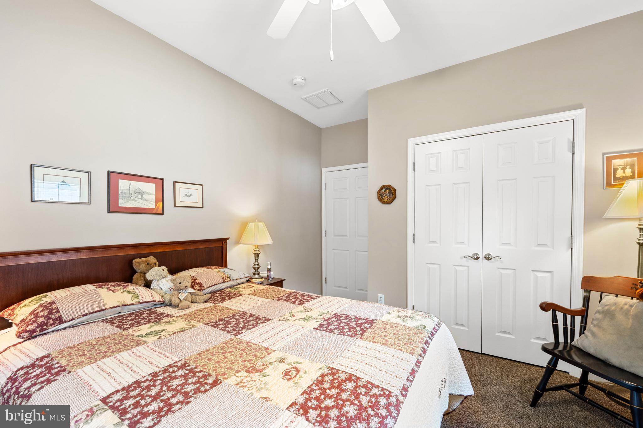 MOUNTAINVIEW - Residential