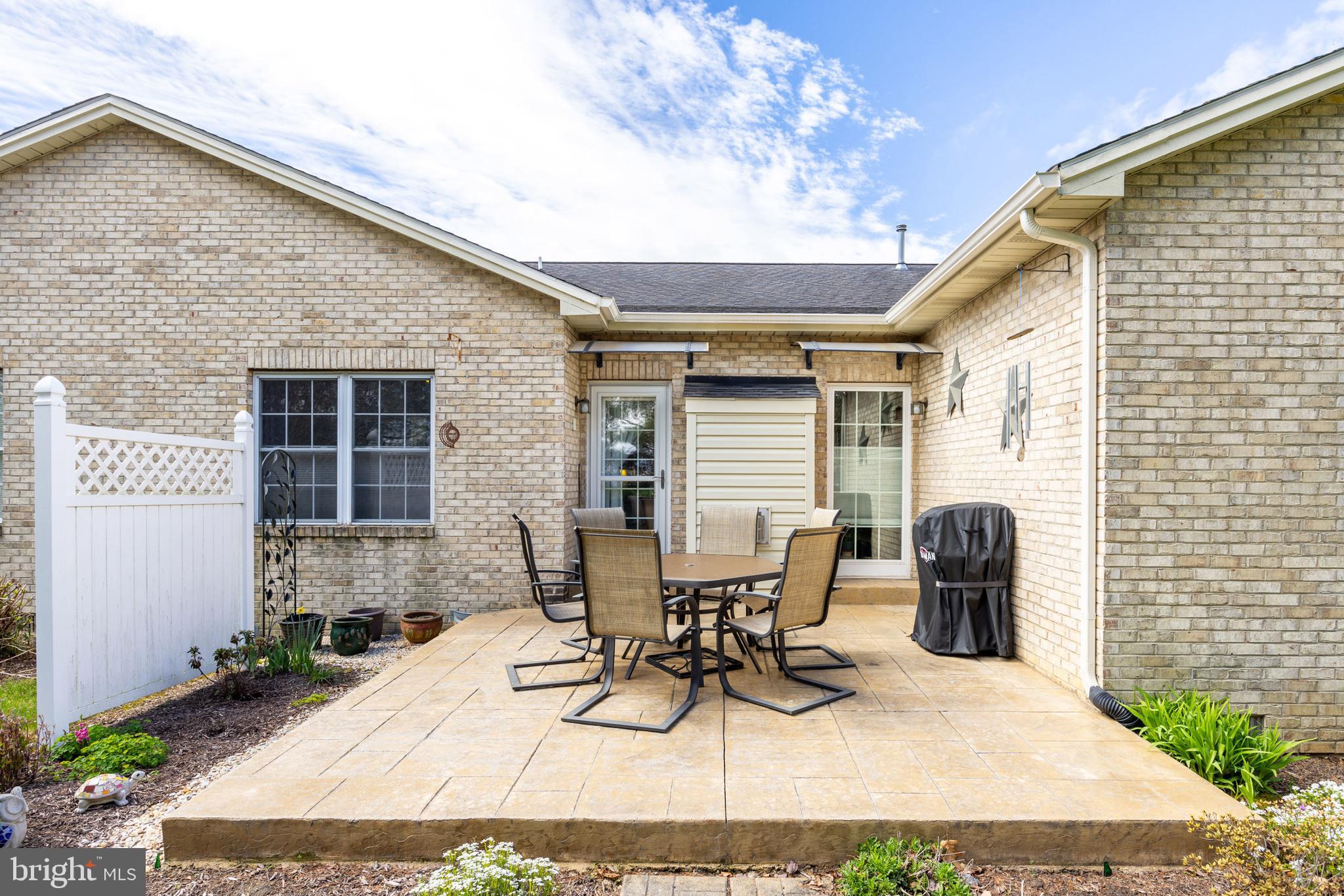 MOUNTAINVIEW - Residential