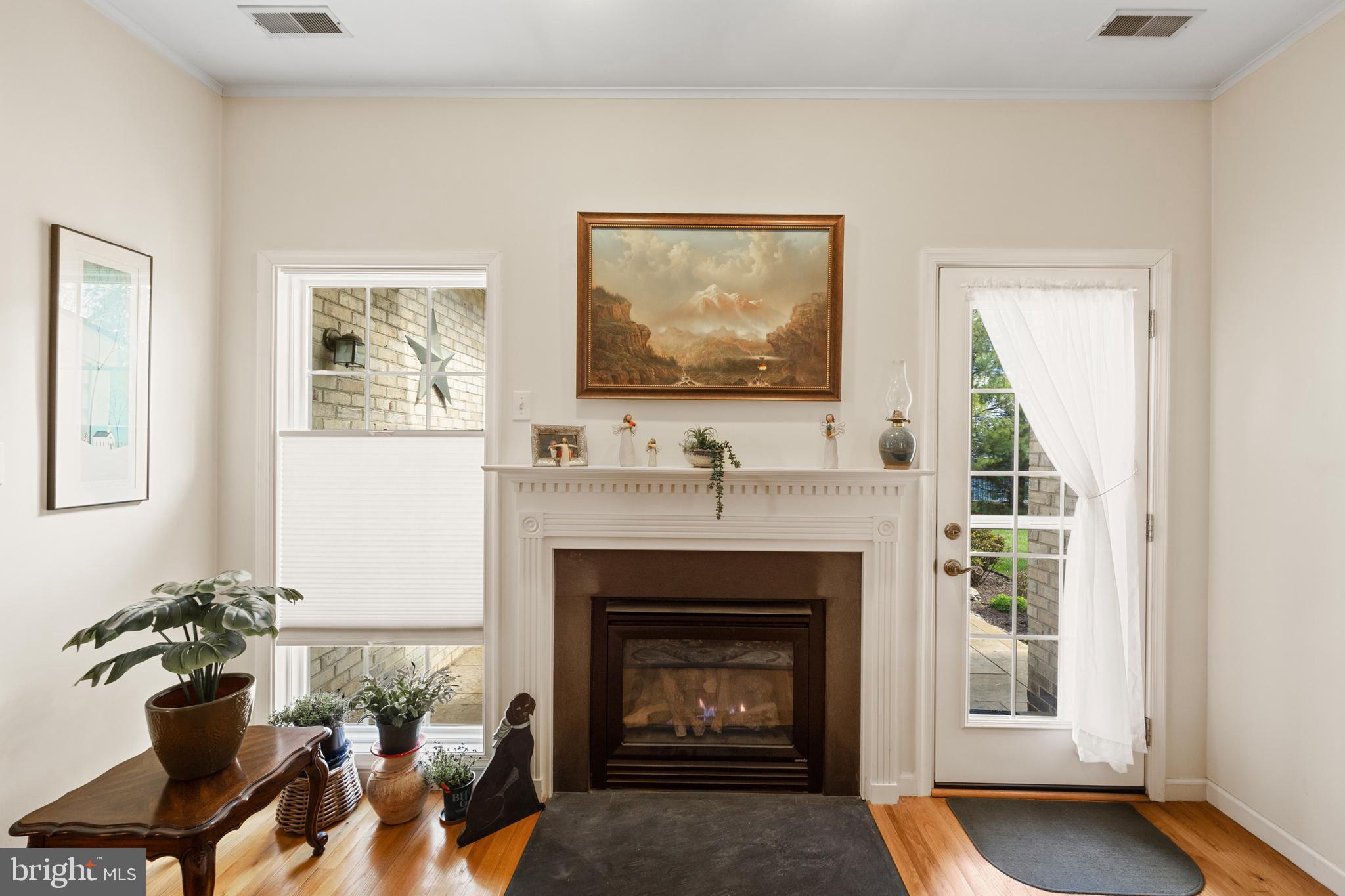 MOUNTAINVIEW - Residential