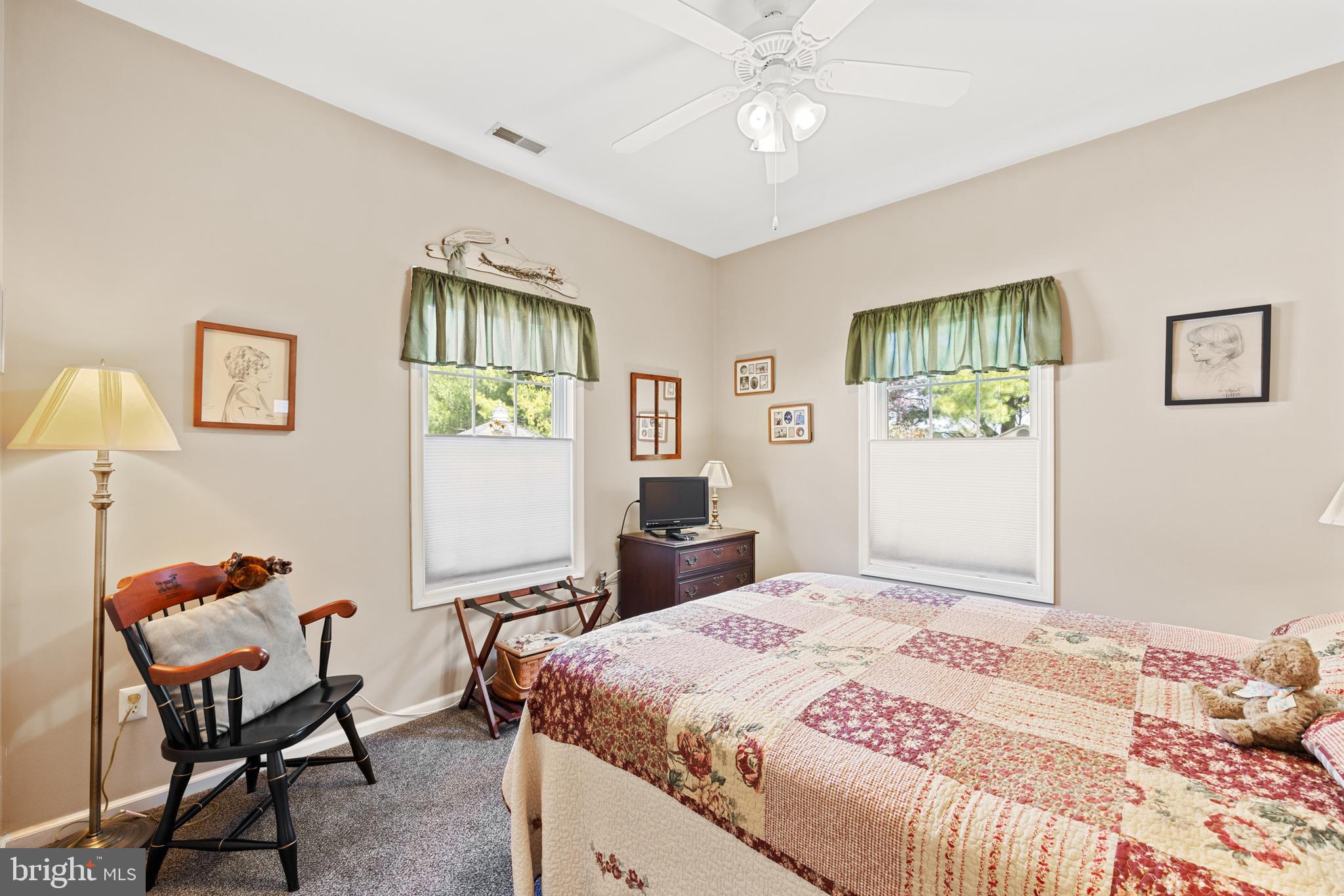 MOUNTAINVIEW - Residential