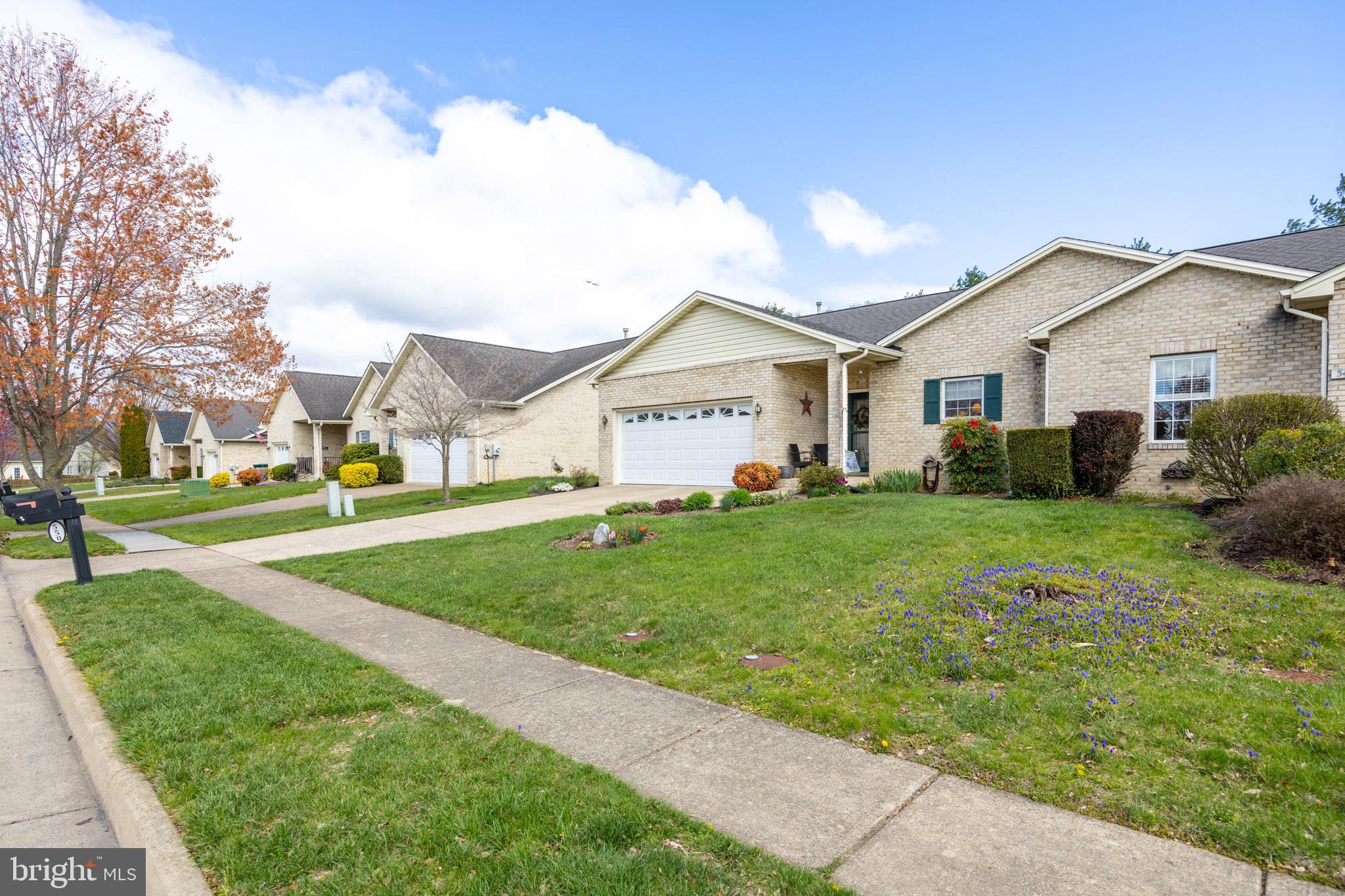 MOUNTAINVIEW - Residential