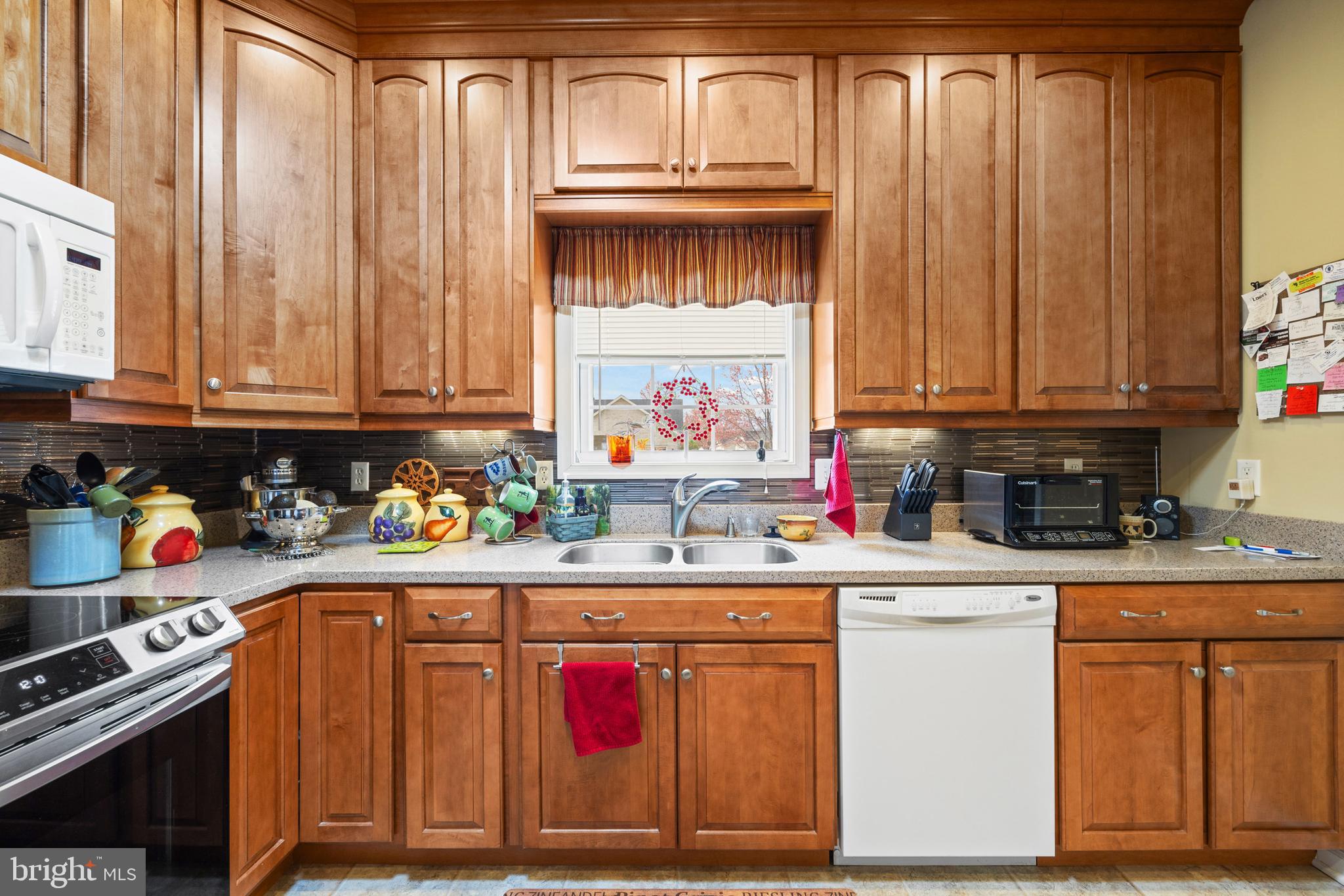 MOUNTAINVIEW - Residential