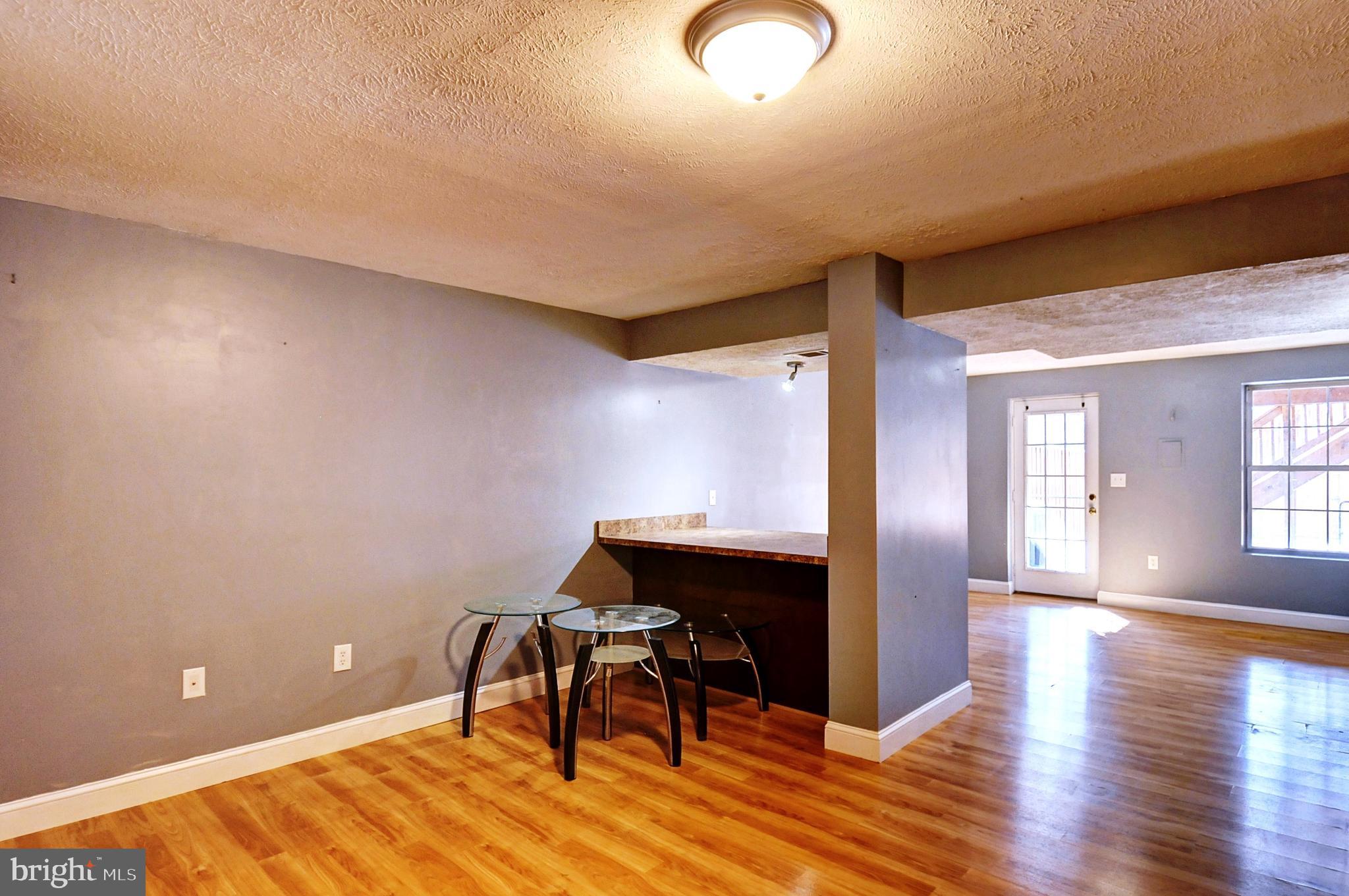 HUNTINGTON MEADOWS - Residential