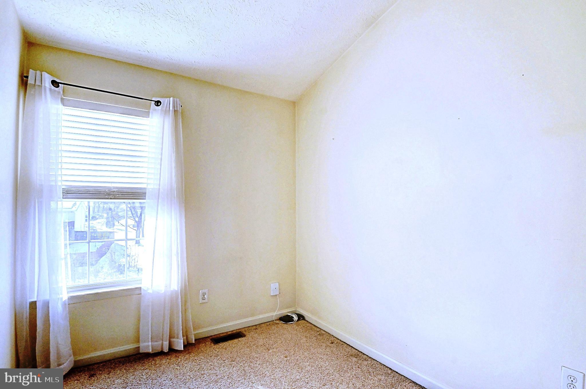 HUNTINGTON MEADOWS - Residential