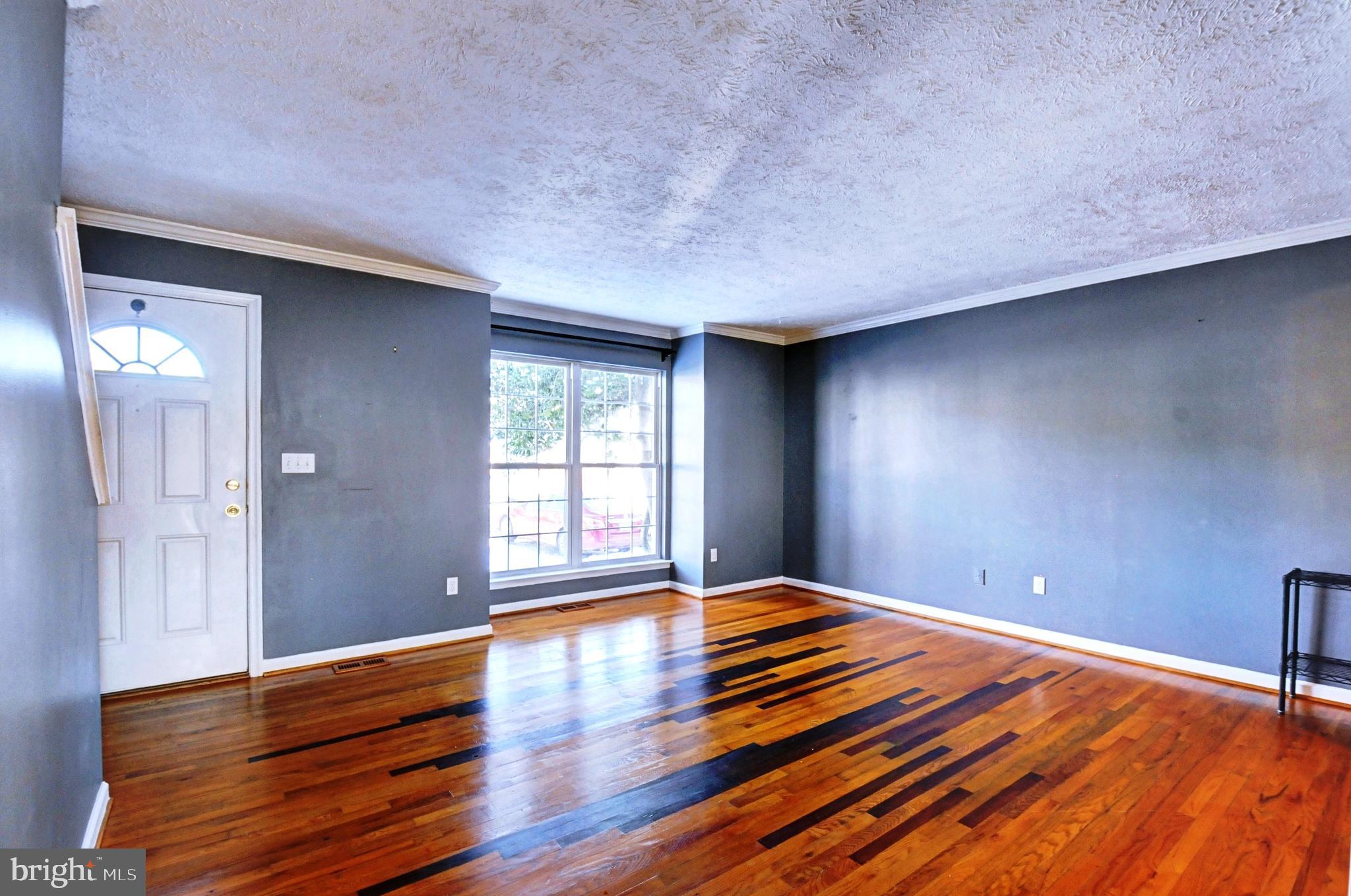 HUNTINGTON MEADOWS - Residential