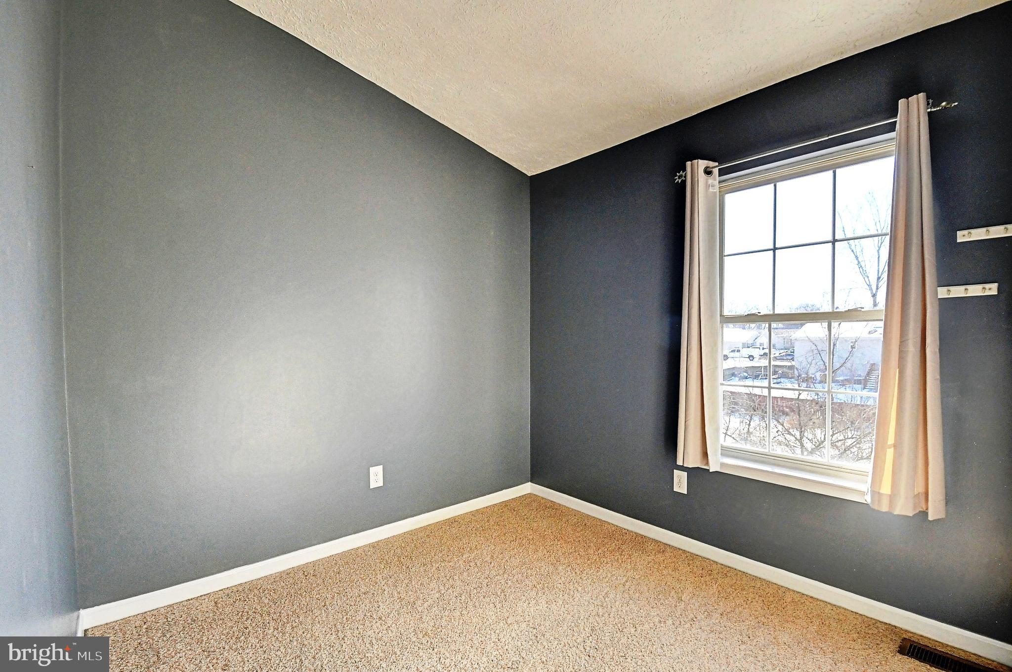 HUNTINGTON MEADOWS - Residential