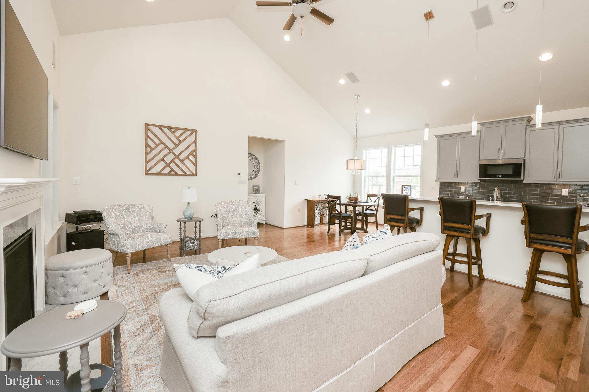 CEDAR MEADOWS - Residential