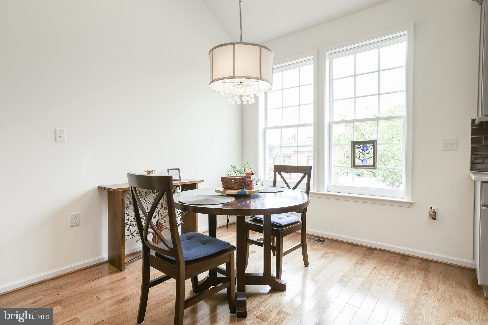 CEDAR MEADOWS - Residential