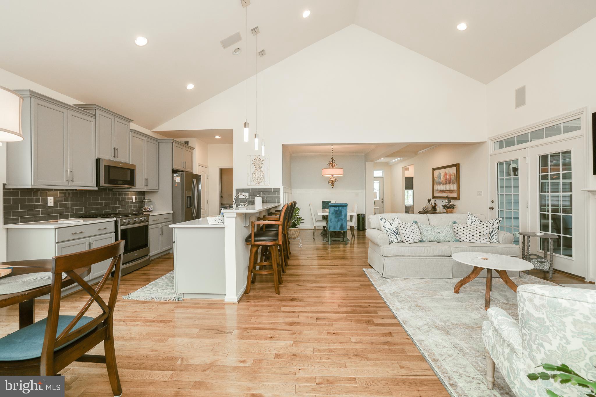 CEDAR MEADOWS - Residential