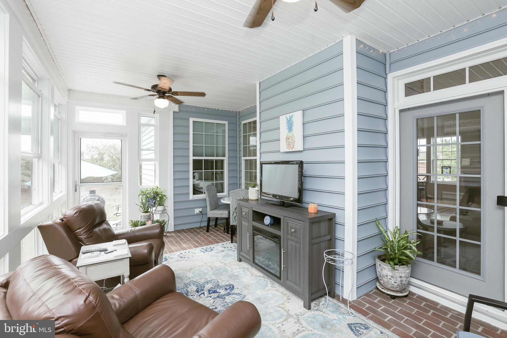 CEDAR MEADOWS - Residential