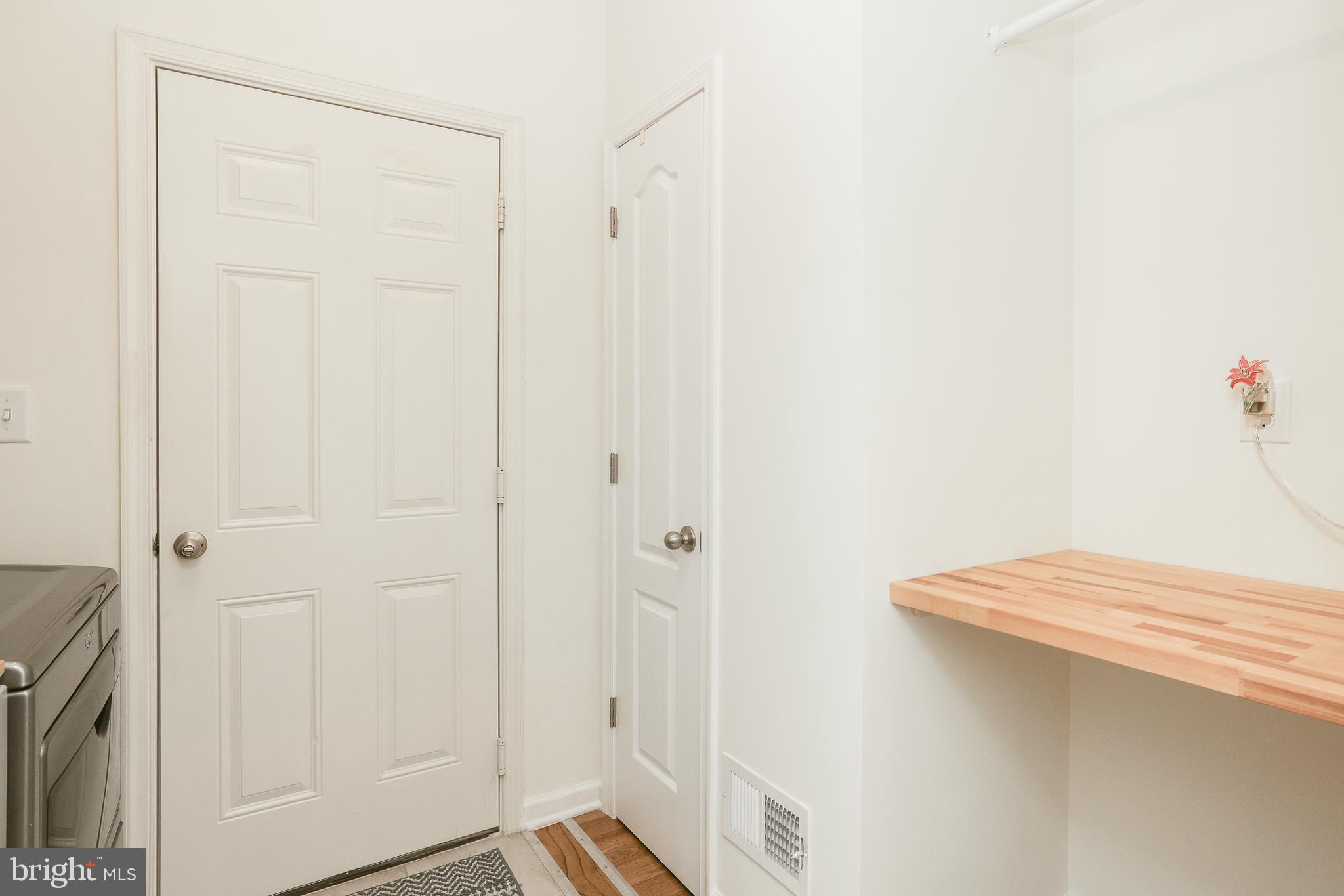 CEDAR MEADOWS - Residential