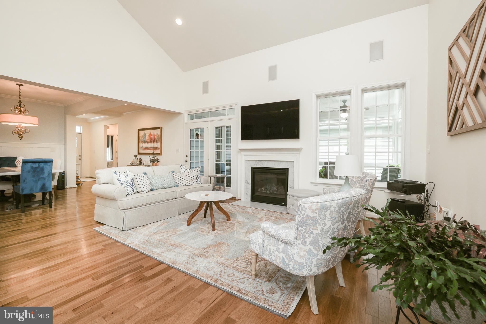 CEDAR MEADOWS - Residential