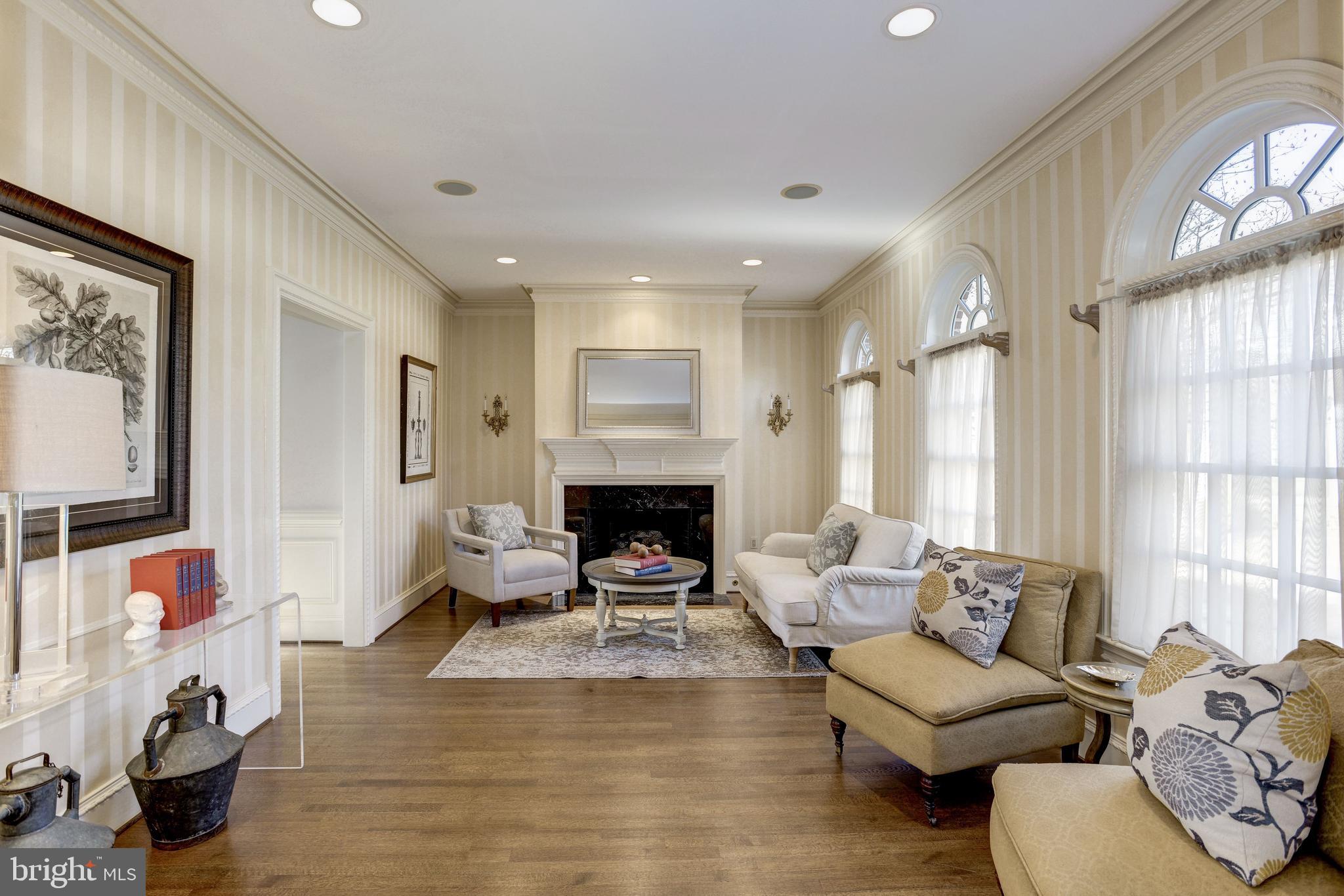 CHAIN BRIDGE TERRACE - Residential