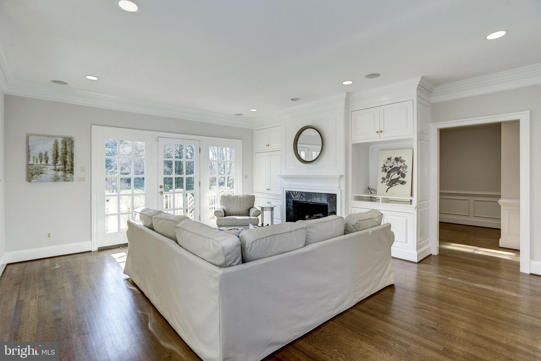 CHAIN BRIDGE TERRACE - Residential