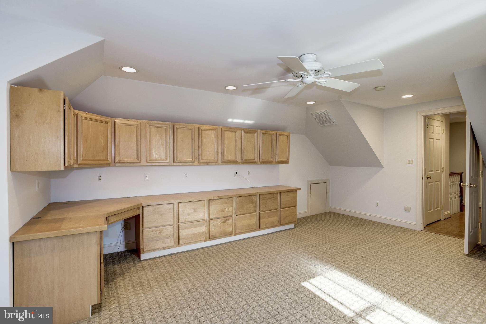 CHAIN BRIDGE TERRACE - Residential