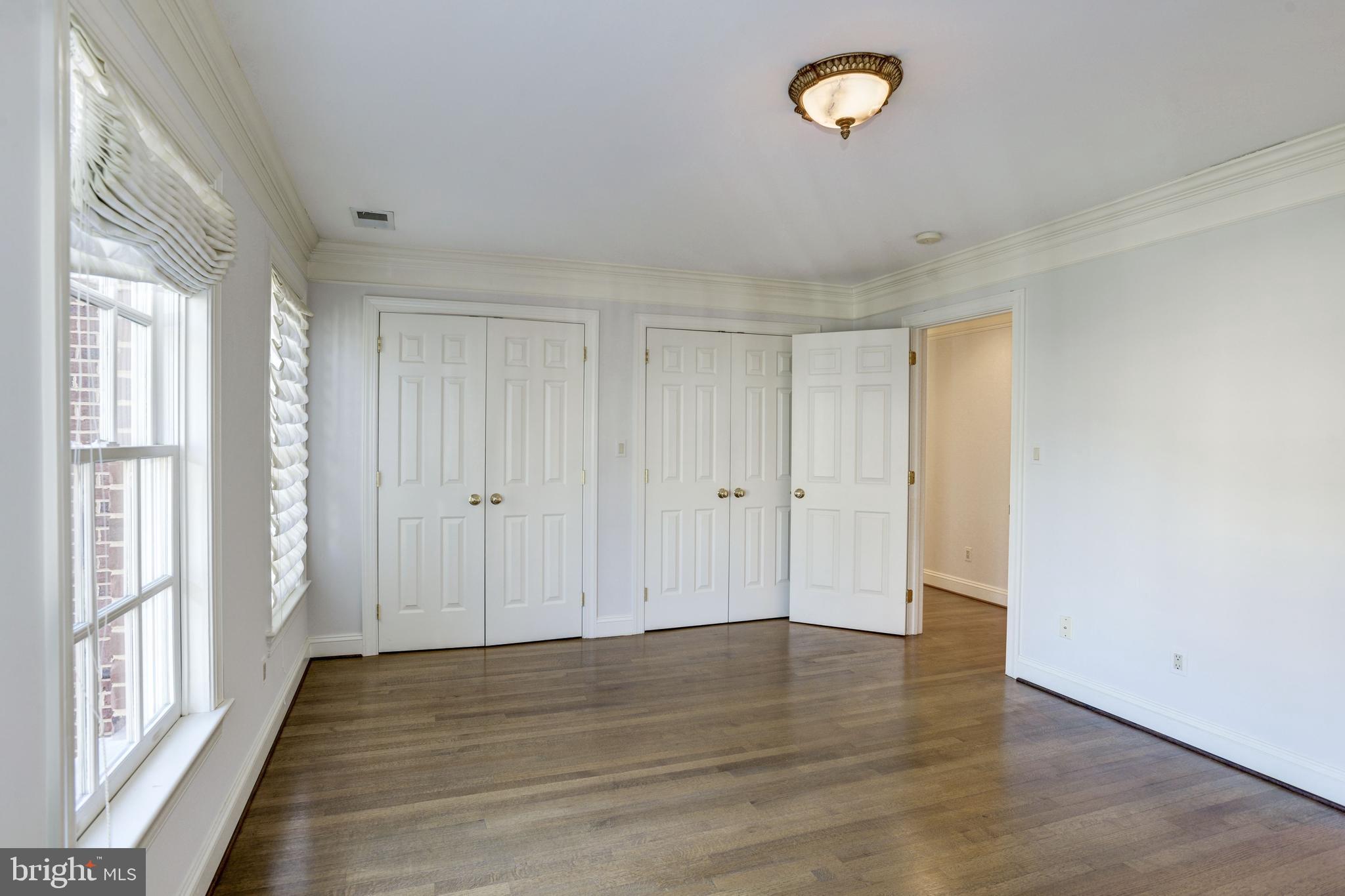 CHAIN BRIDGE TERRACE - Residential