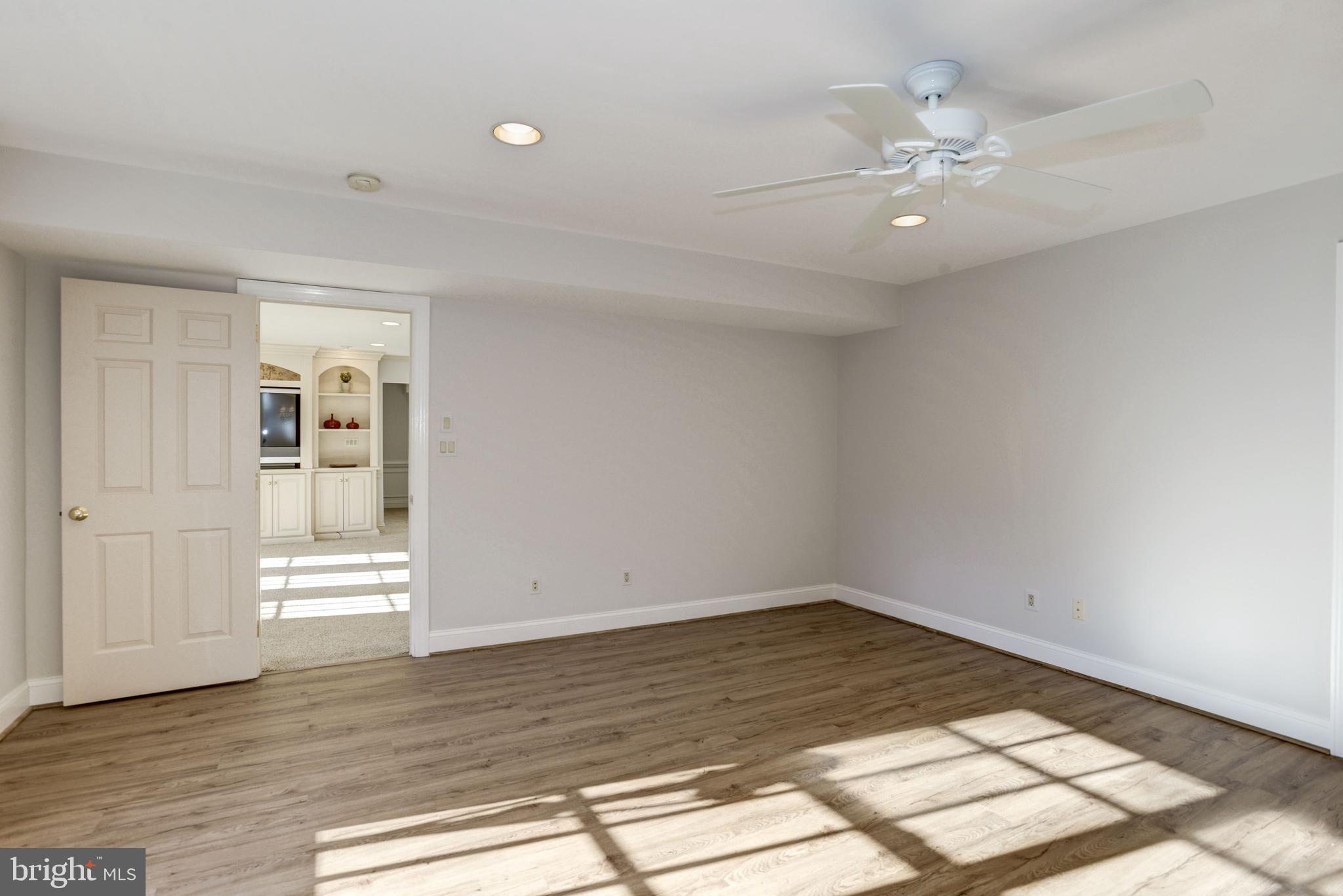 CHAIN BRIDGE TERRACE - Residential