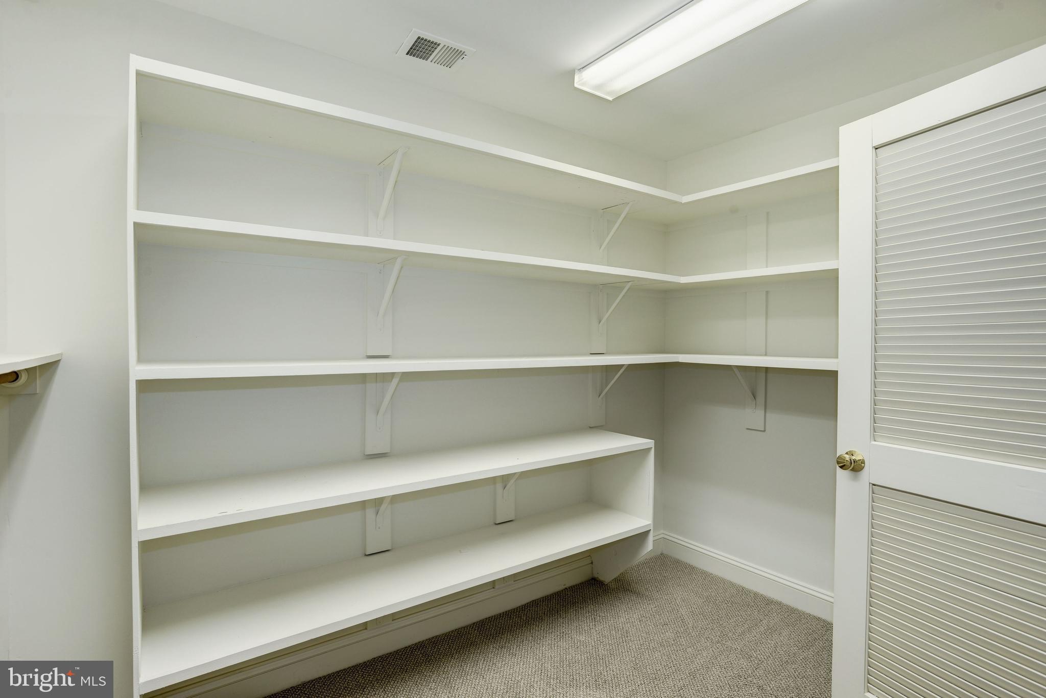 CHAIN BRIDGE TERRACE - Residential