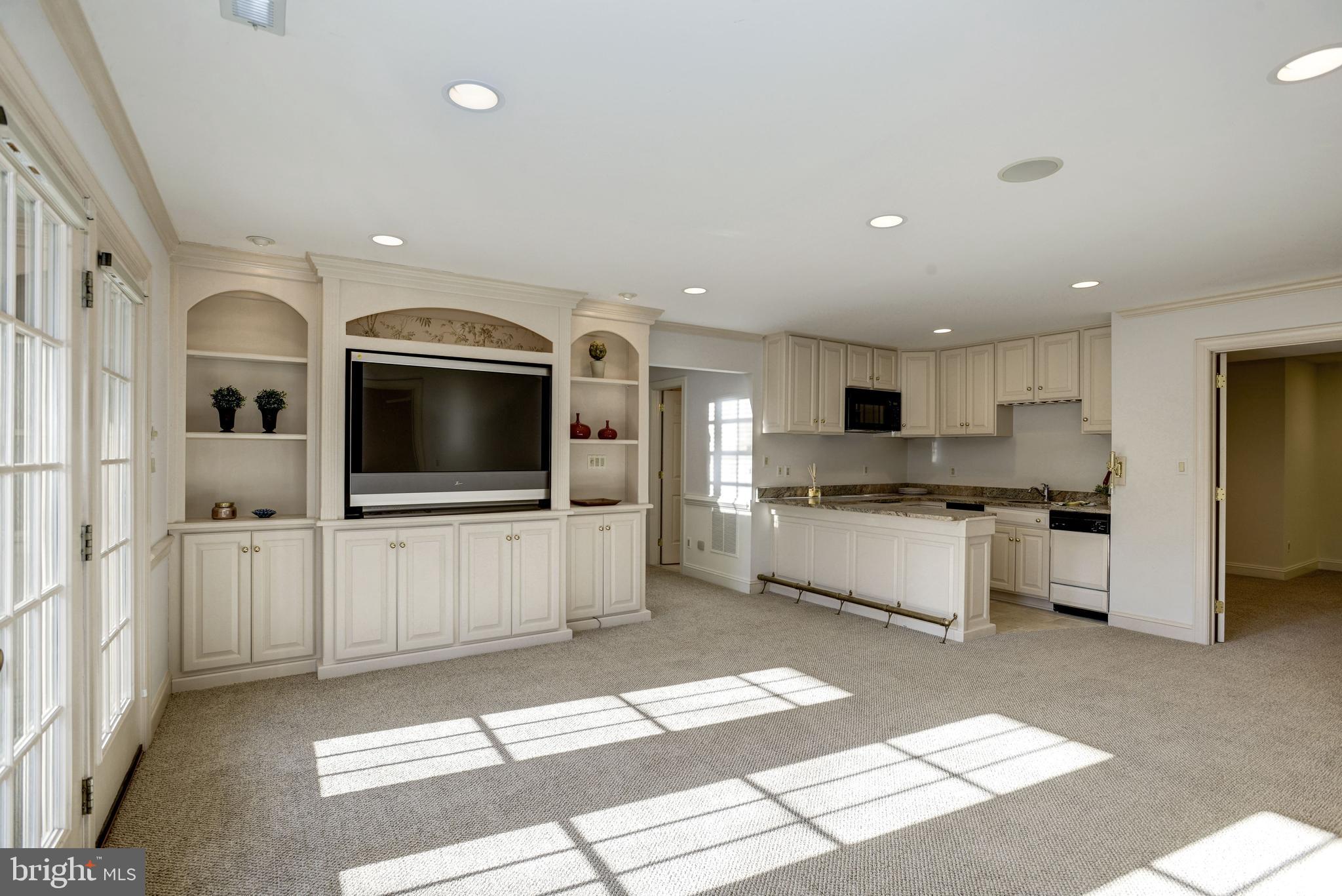 CHAIN BRIDGE TERRACE - Residential