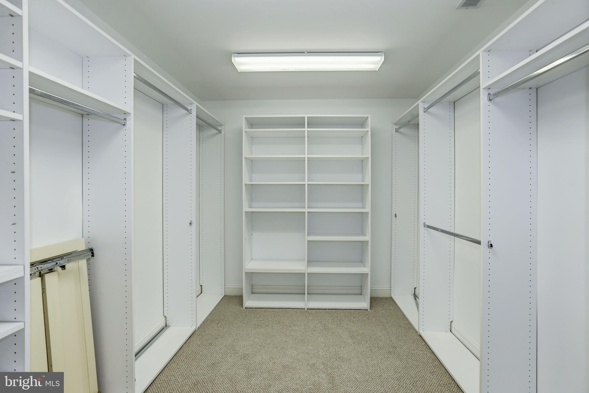 CHAIN BRIDGE TERRACE - Residential