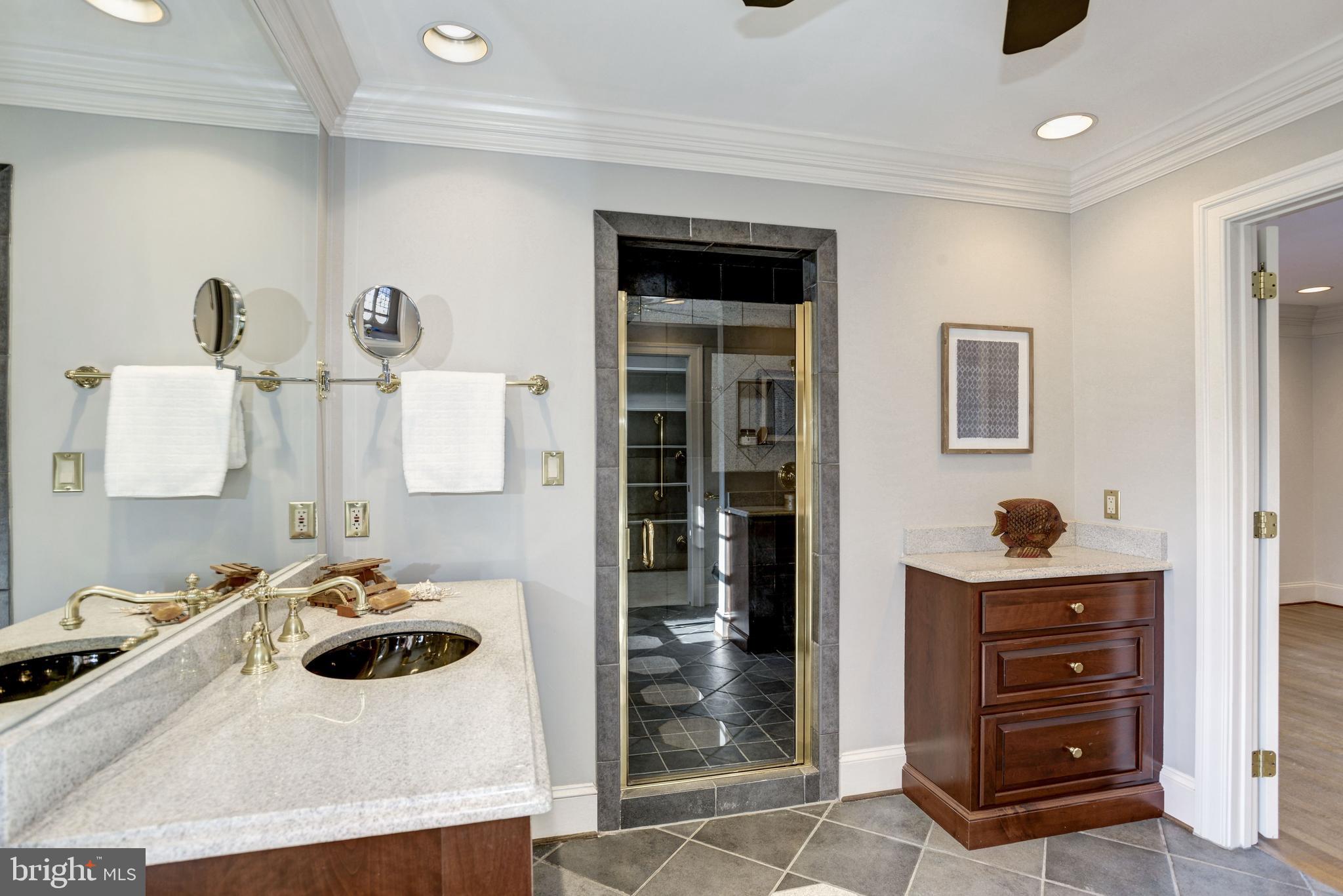 CHAIN BRIDGE TERRACE - Residential