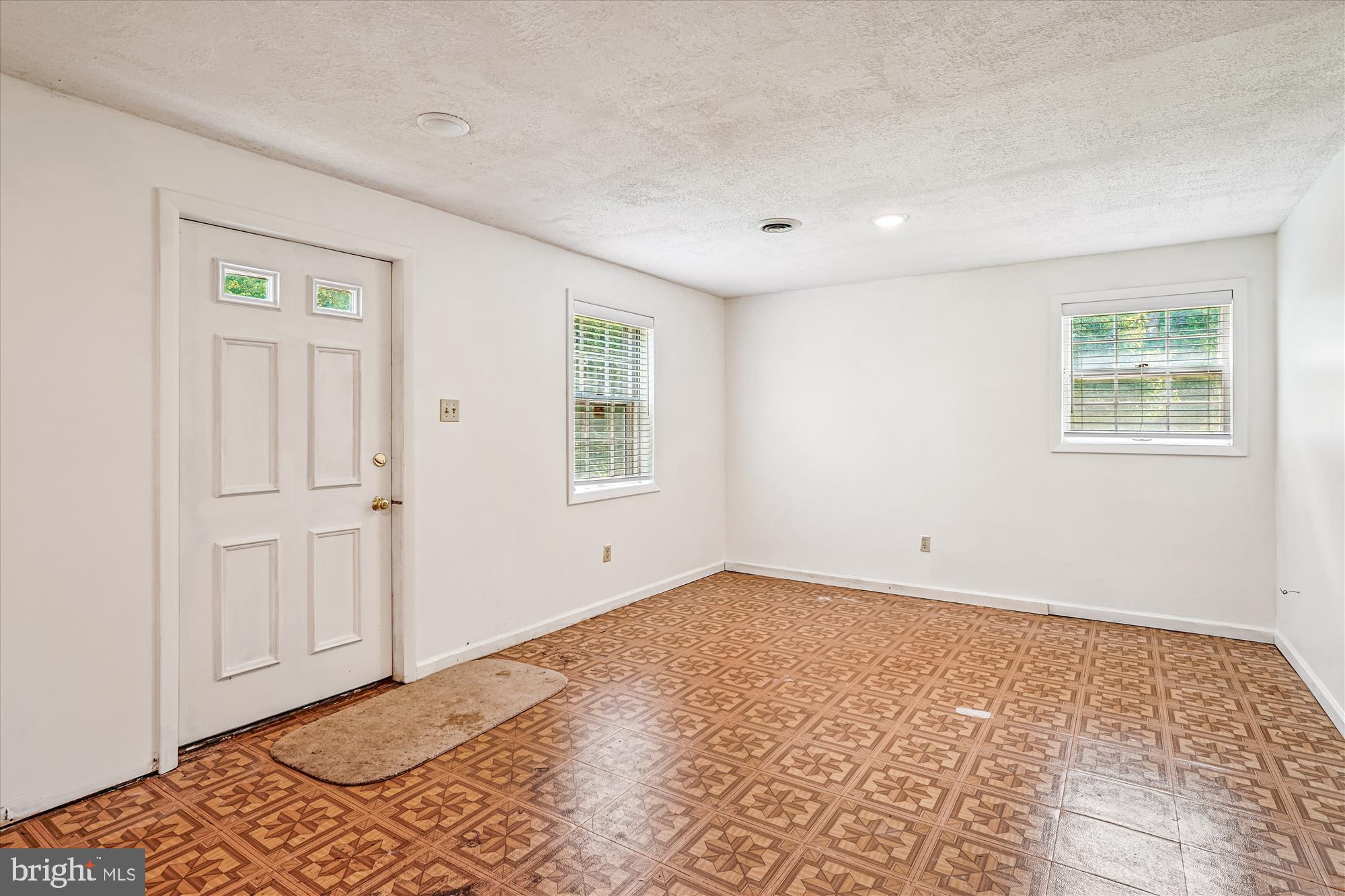 ANCIENT OAK - Residential