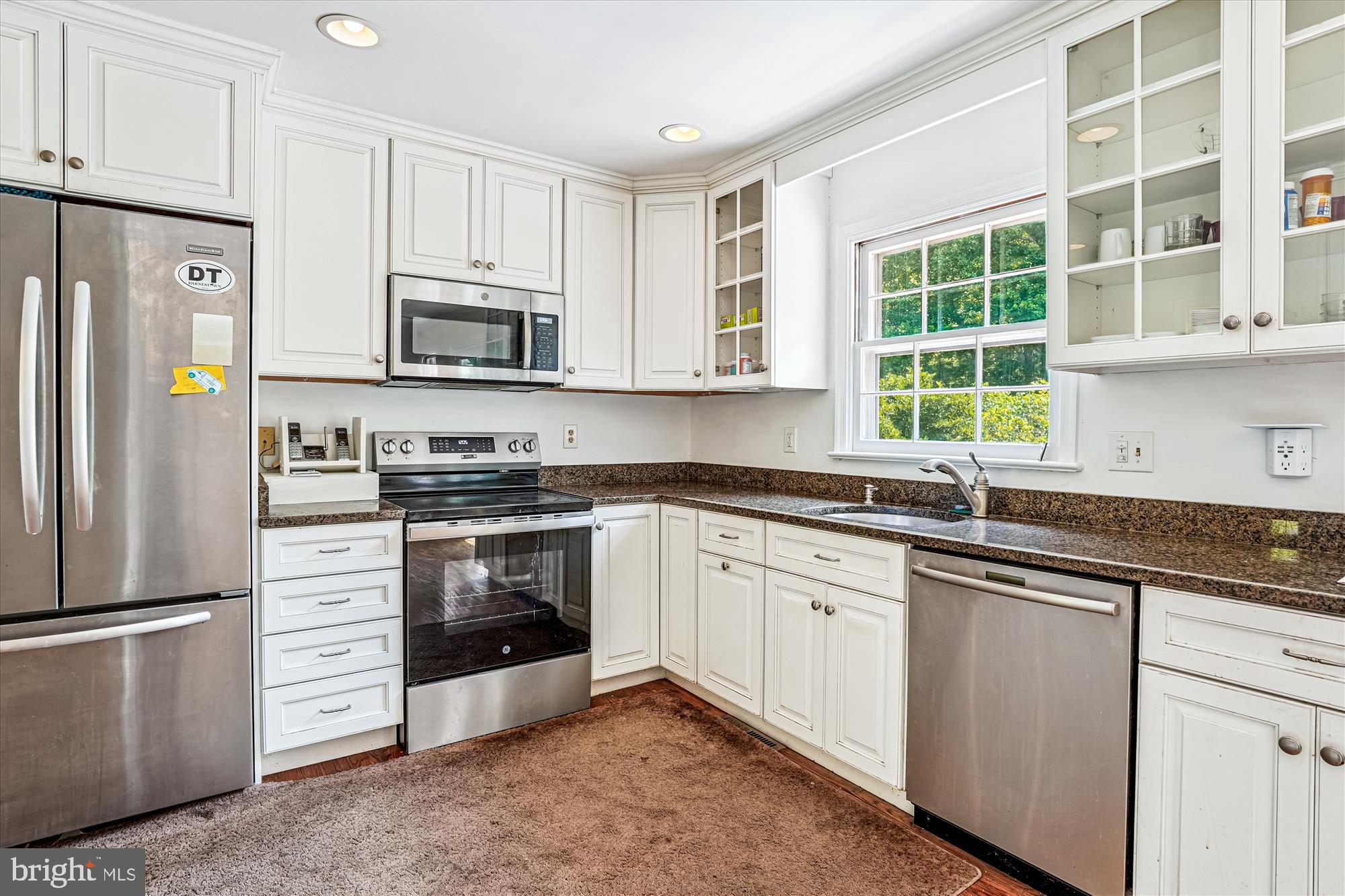 ANCIENT OAK - Residential