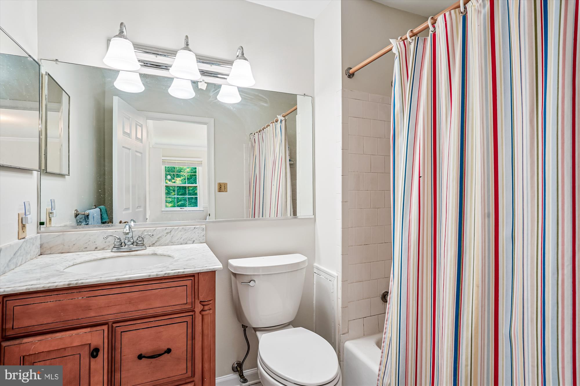 ANCIENT OAK - Residential