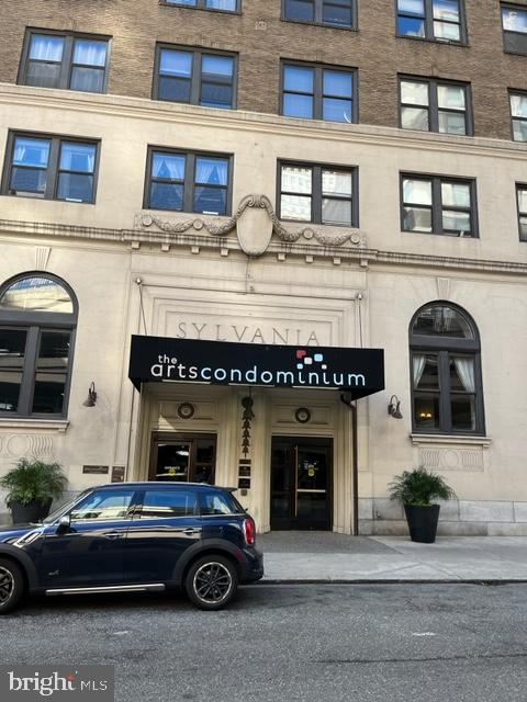Condo For Sale - 1324 Locust Street #425<br/> PHILADELPHIA, PA 19107